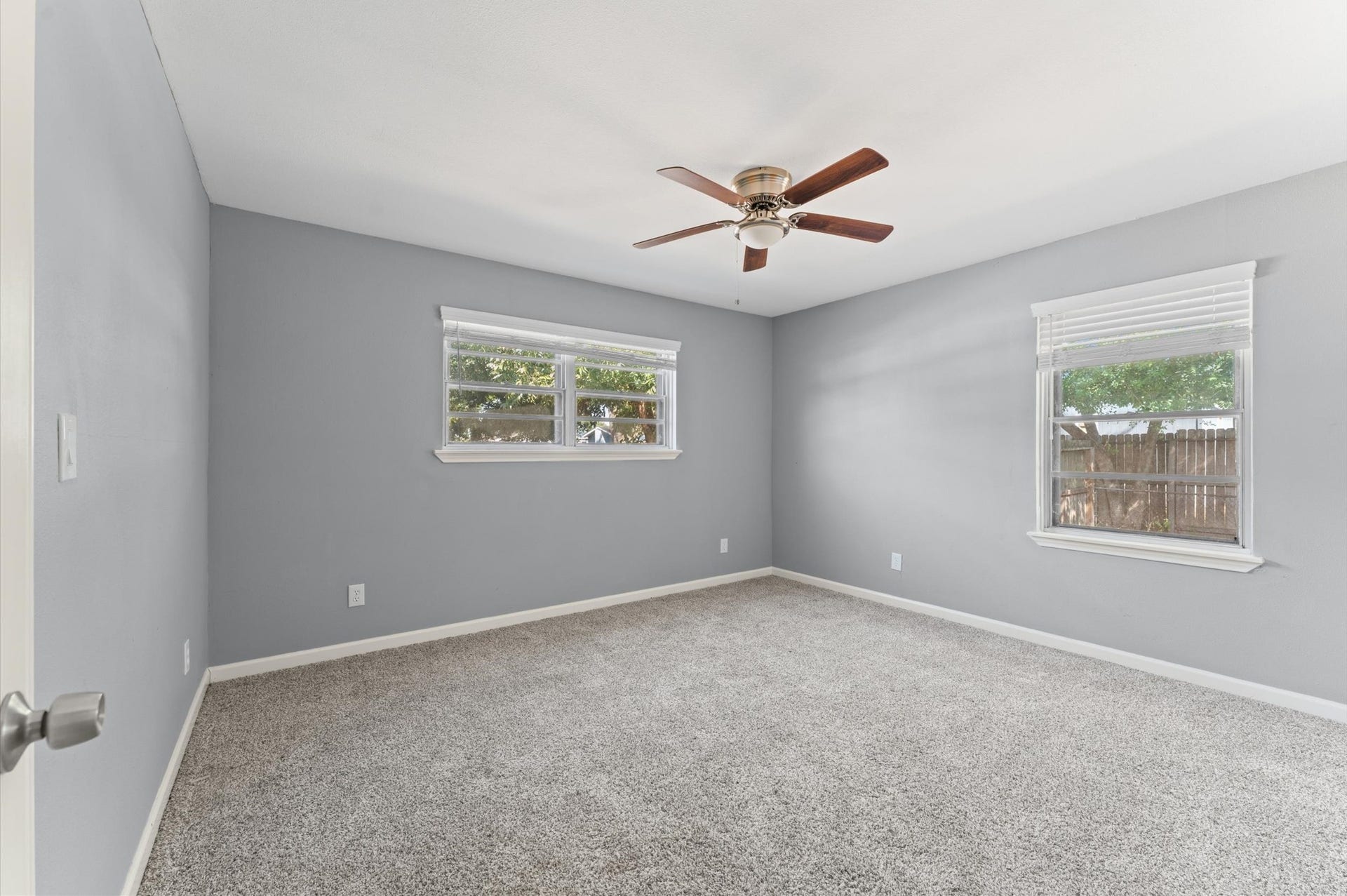 121 Bluebird Lane, Pasadena, TX 77502 121 Bluebird Lane, Pasadena, TX 77502