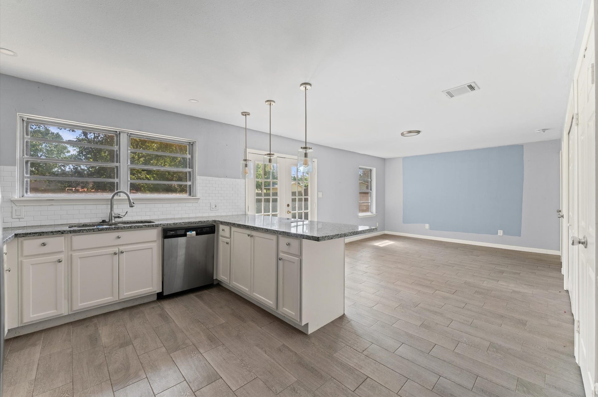 121 Bluebird Lane, Pasadena, TX 77502 121 Bluebird Lane, Pasadena, TX 77502