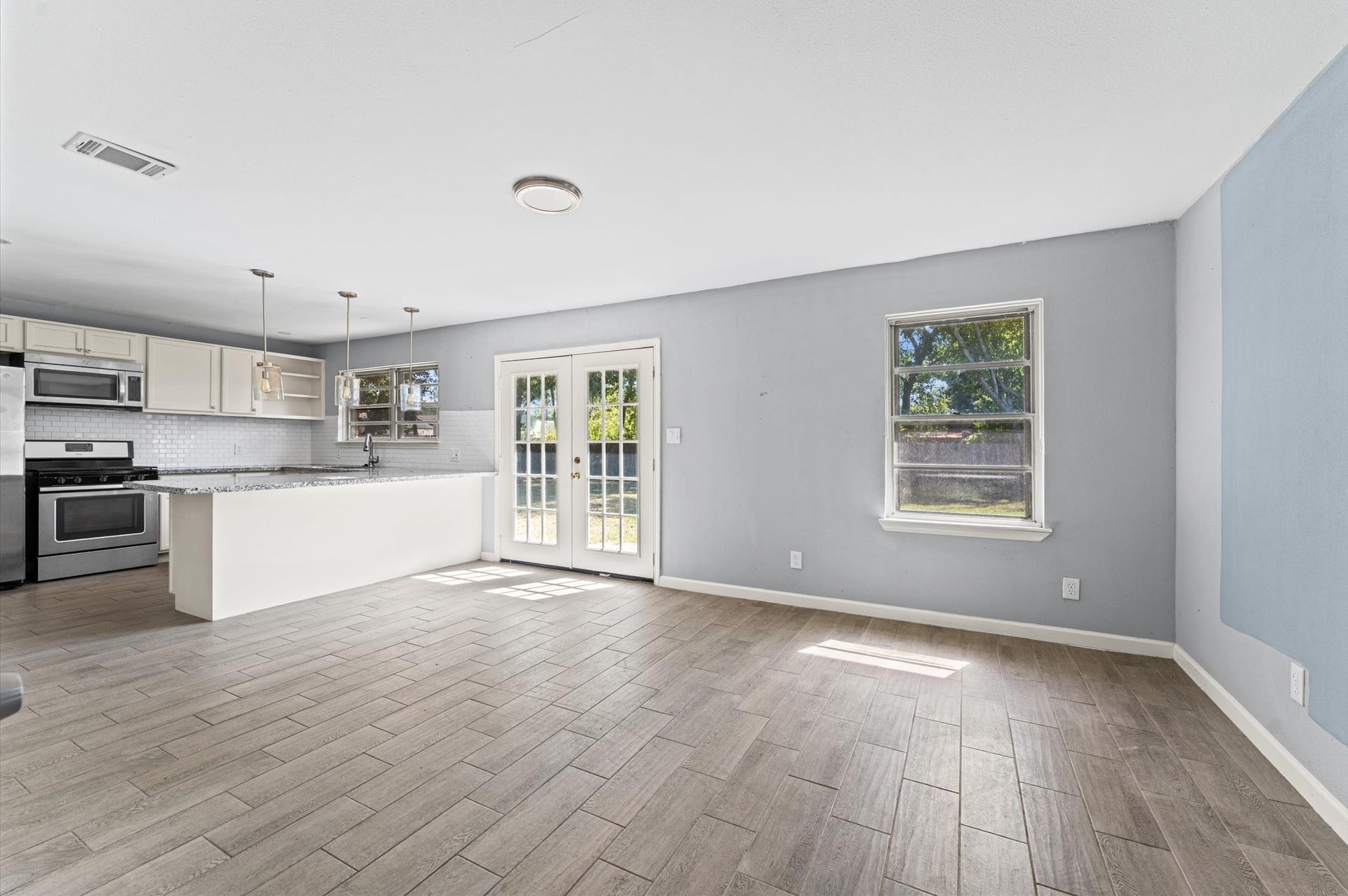 121 Bluebird Lane, Pasadena, TX 77502 121 Bluebird Lane, Pasadena, TX 77502