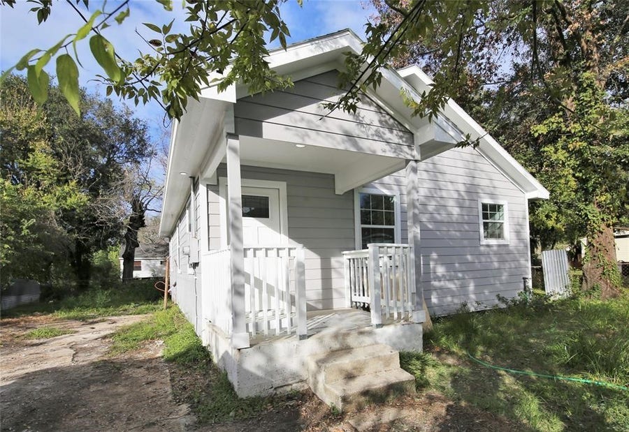 Property photo for 5109 Earline St Street, Houston, TX