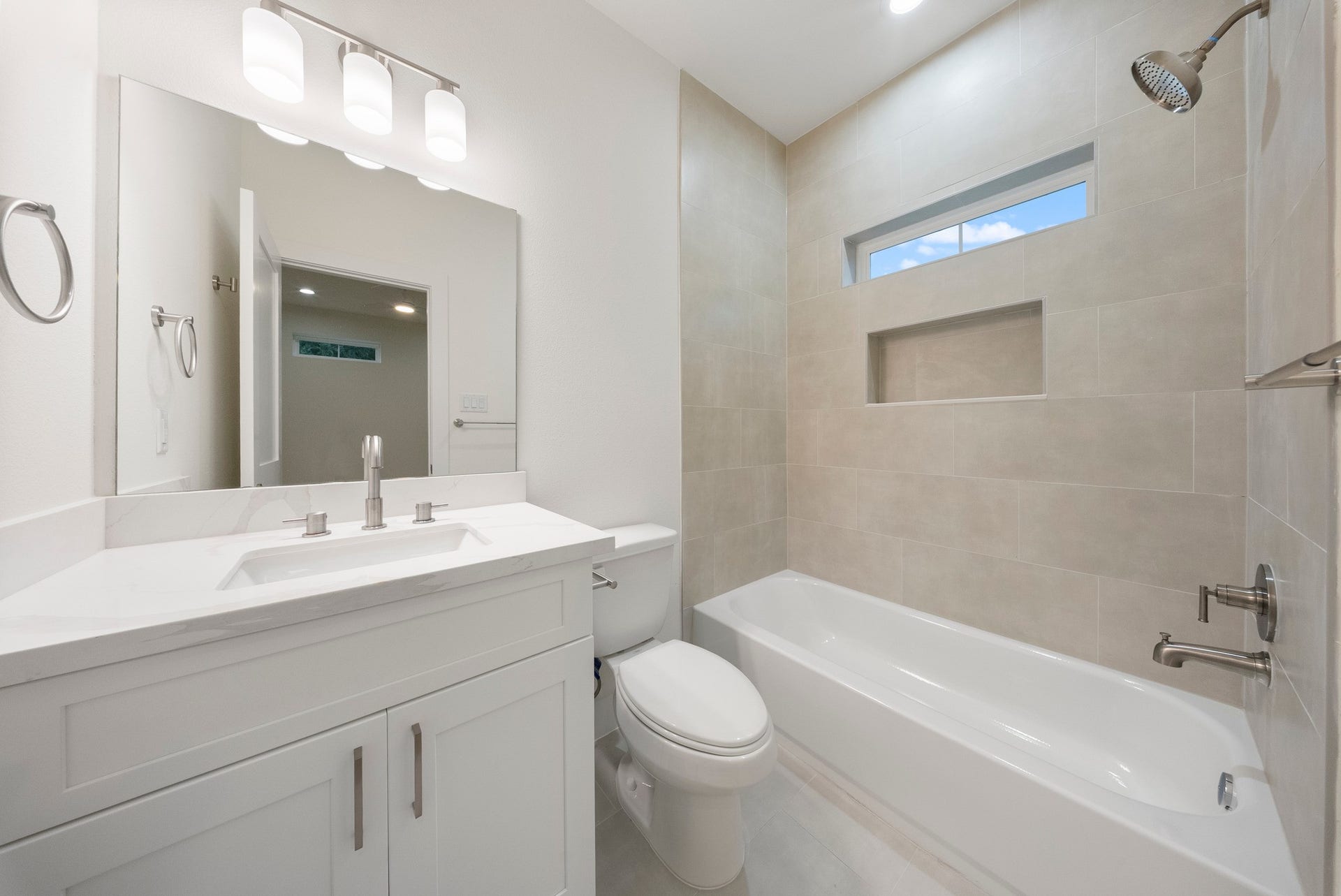 1126 Weiss Street, Houston, TX 77009 1126 Weiss Street, Houston, TX 77009
