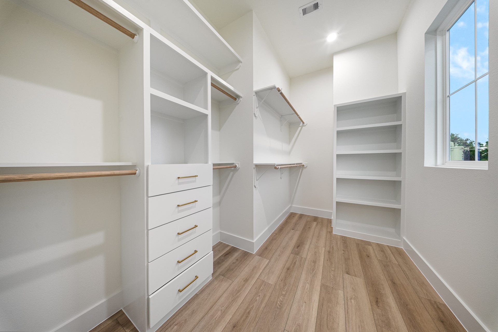 1126 Weiss Street, Houston, TX 77009 1126 Weiss Street, Houston, TX 77009