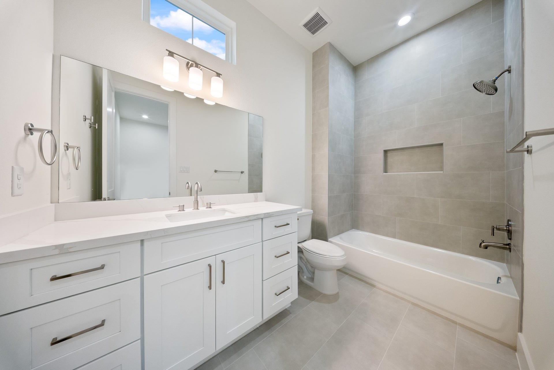 1126 Weiss Street, Houston, TX 77009 1126 Weiss Street, Houston, TX 77009