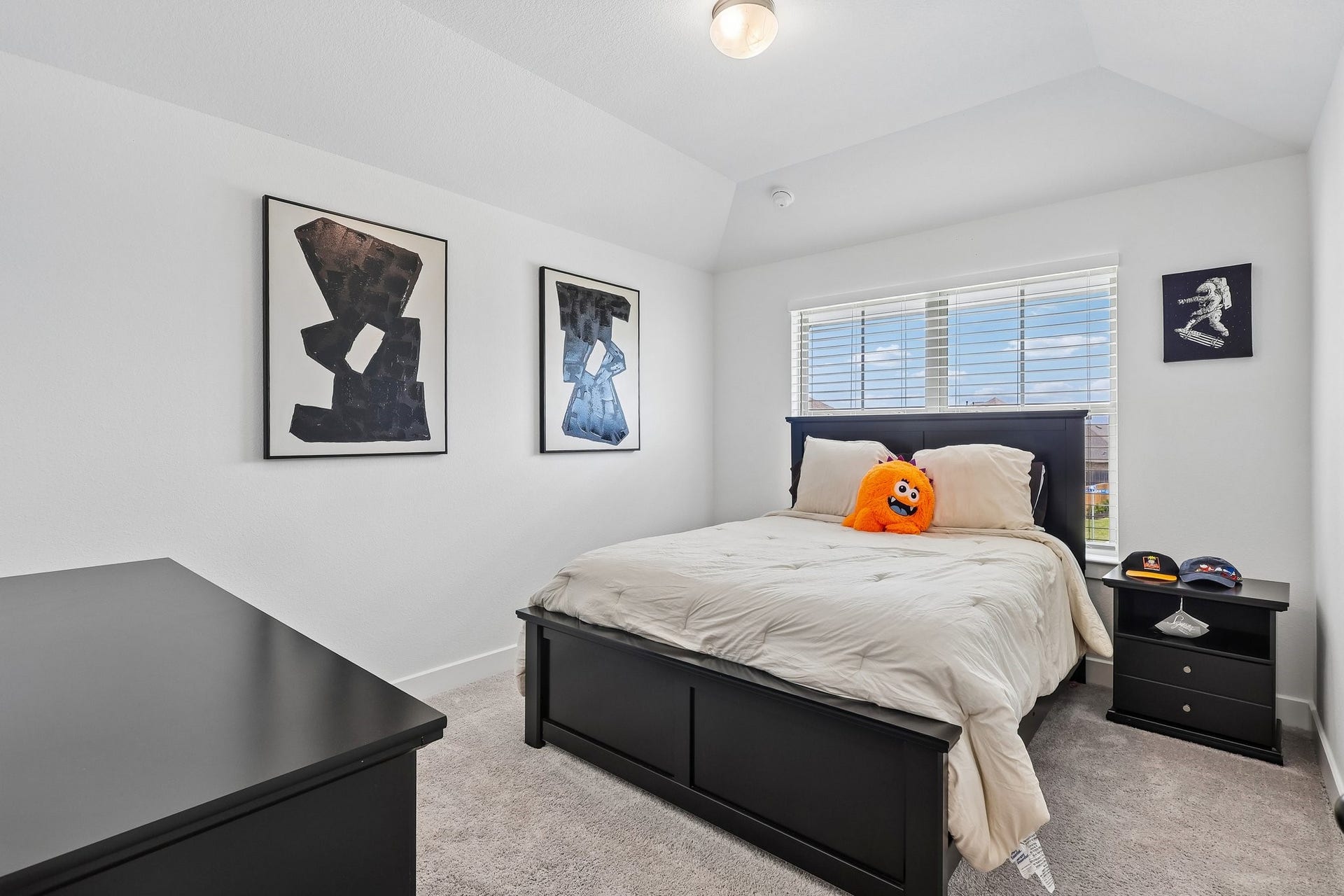 13525 Seneca Lake Drive, Texas City, TX 77568 Bedroom 1 upstairs