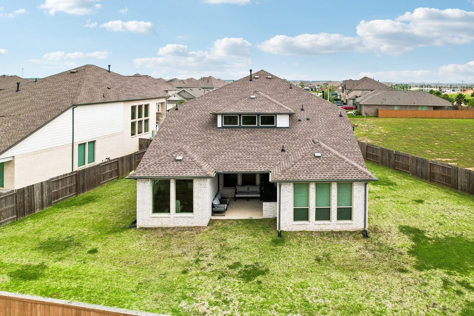 13525 Seneca Lake Drive, Texas City, TX 77568 Large lot