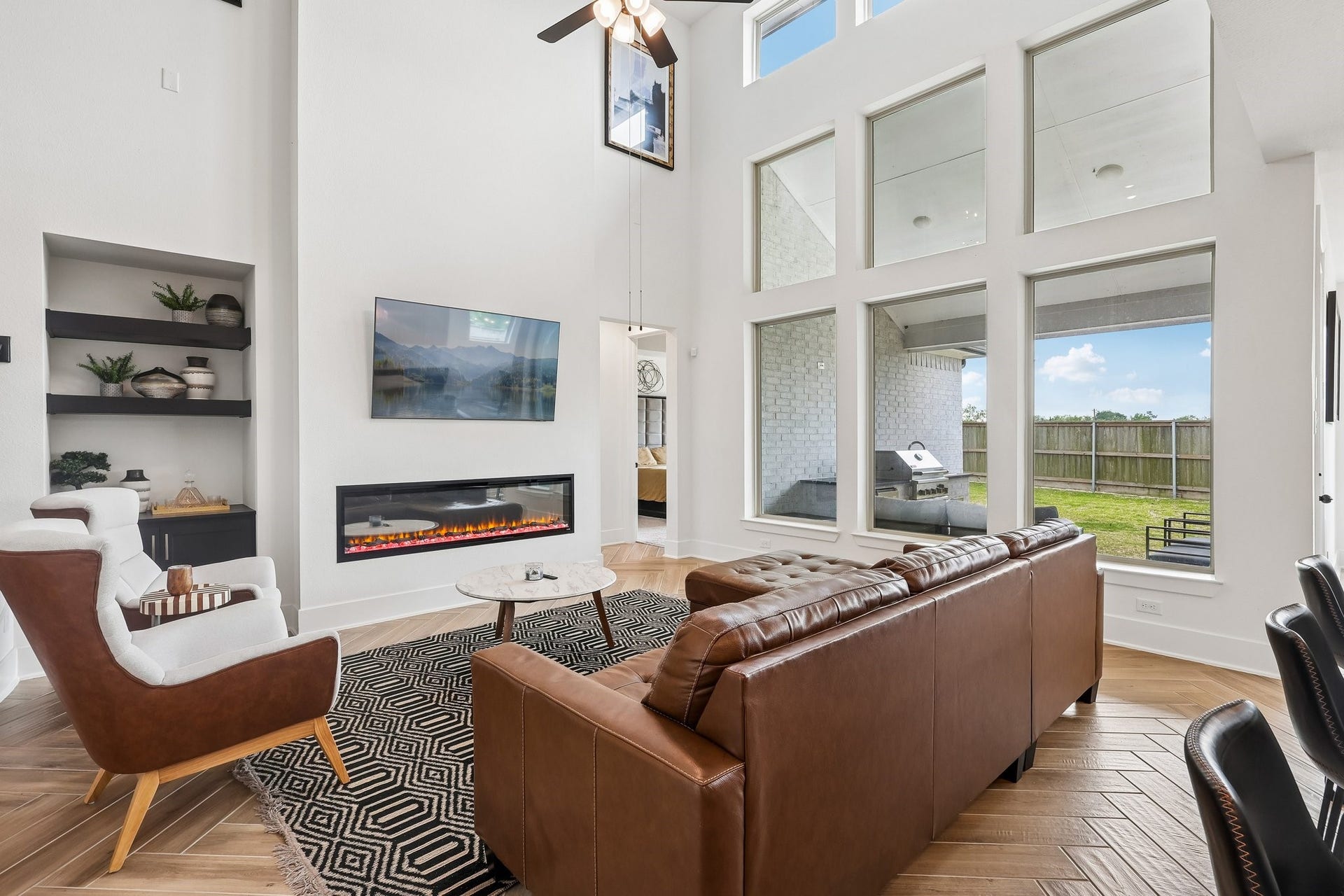 13525 Seneca Lake Drive, Texas City, TX 77568 Electric fireplace, can be used for ambiance and heat