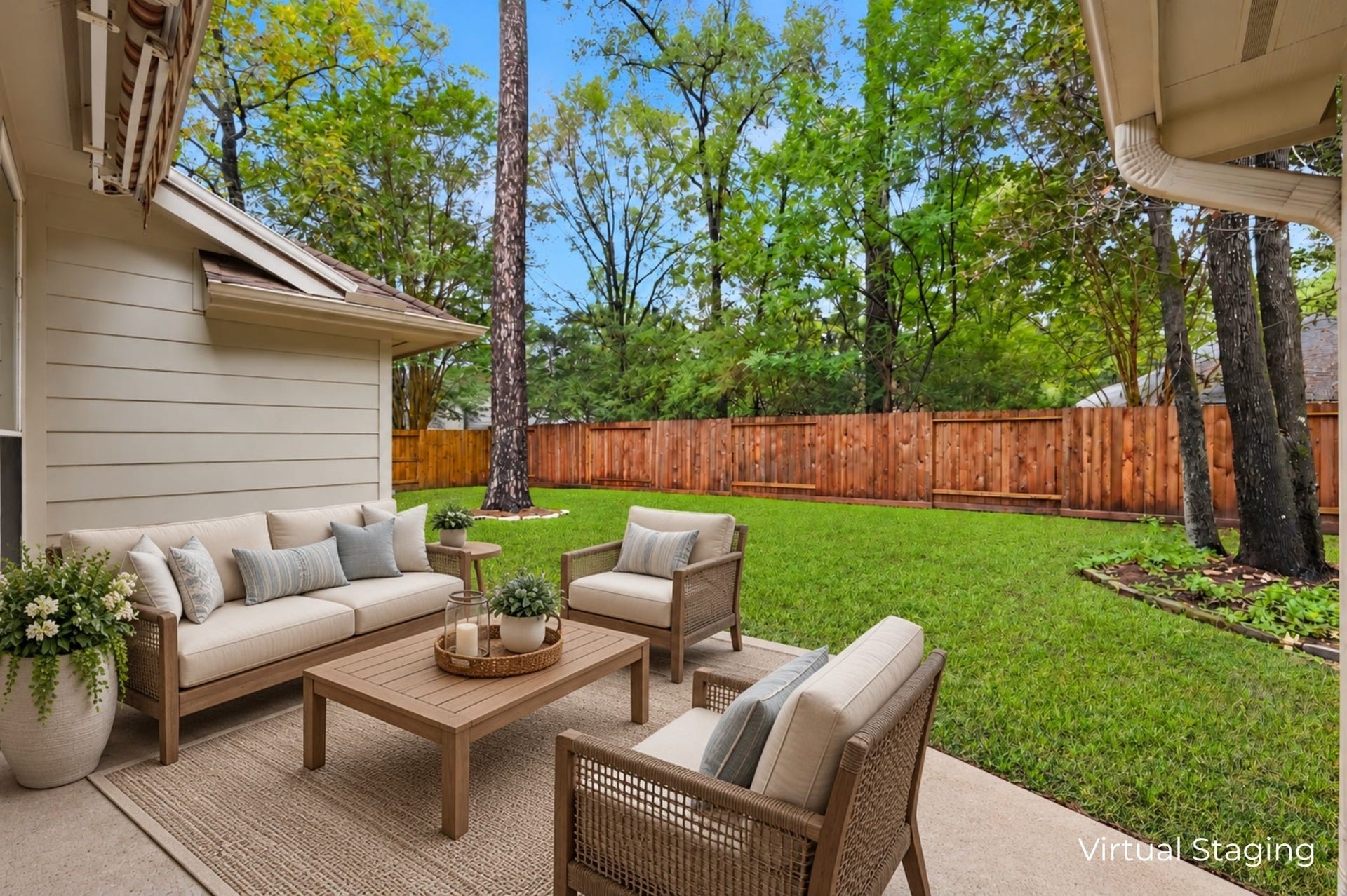 26 N Brooksedge Circle, The Woodlands, TX 77382 Virtually staged photo of the back patio.