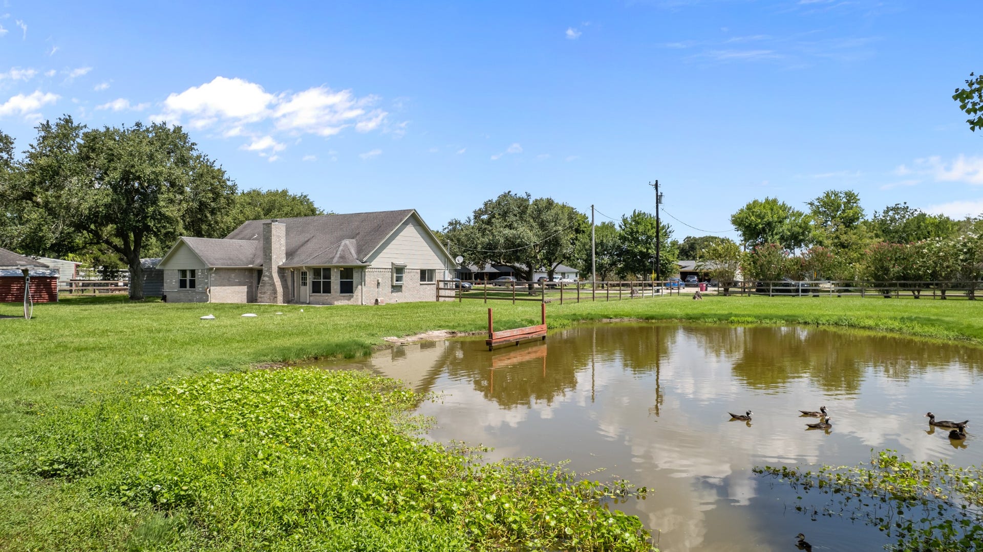 3855 County Road 960, Alvin, TX 77511 3855 County Road 960, Alvin, TX 77511