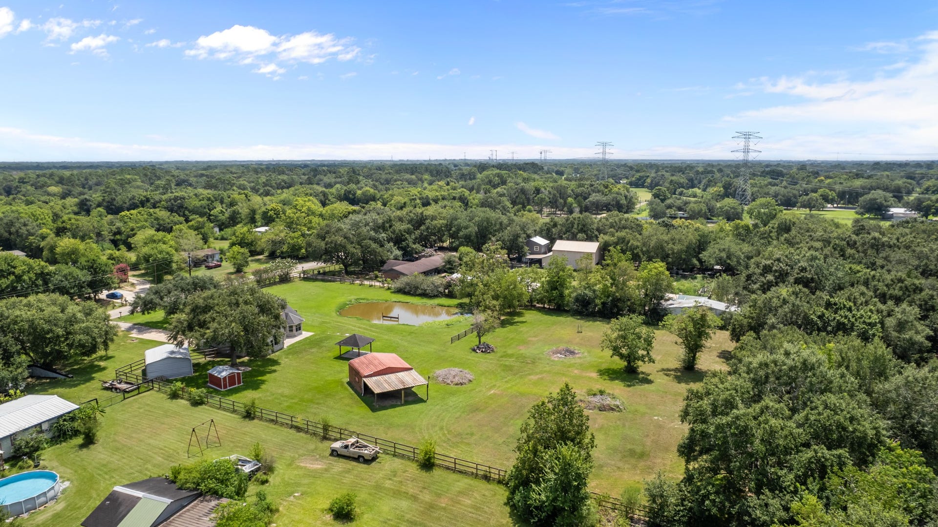 3855 County Road 960, Alvin, TX 77511 3855 County Road 960, Alvin, TX 77511