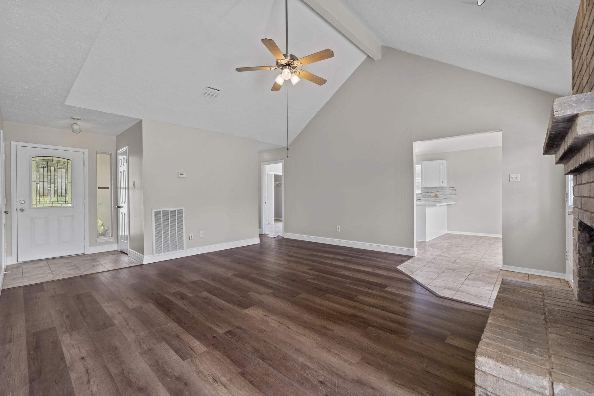 3855 County Road 960, Alvin, TX 77511 3855 County Road 960, Alvin, TX 77511