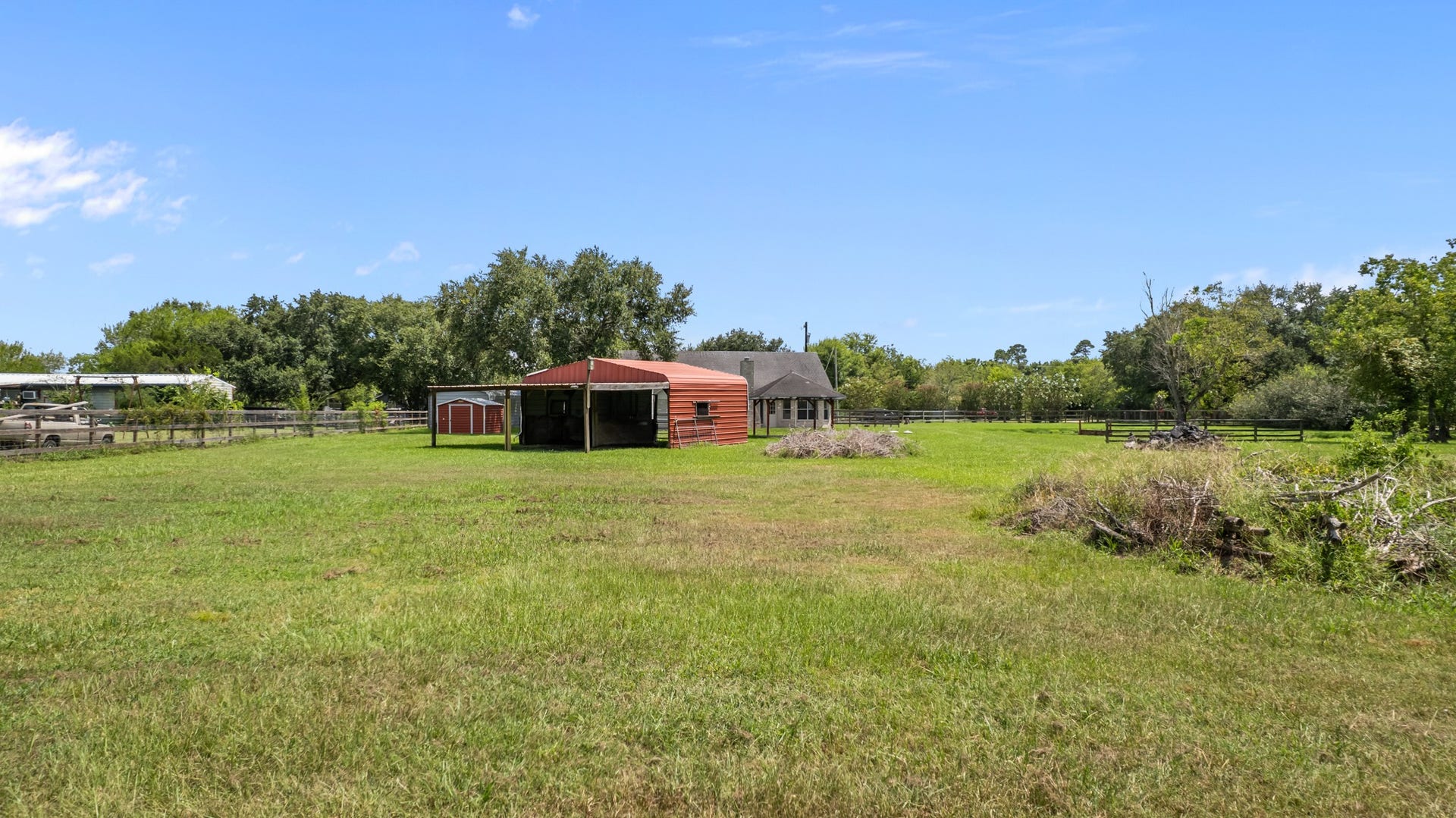 3855 County Road 960, Alvin, TX 77511 3855 County Road 960, Alvin, TX 77511