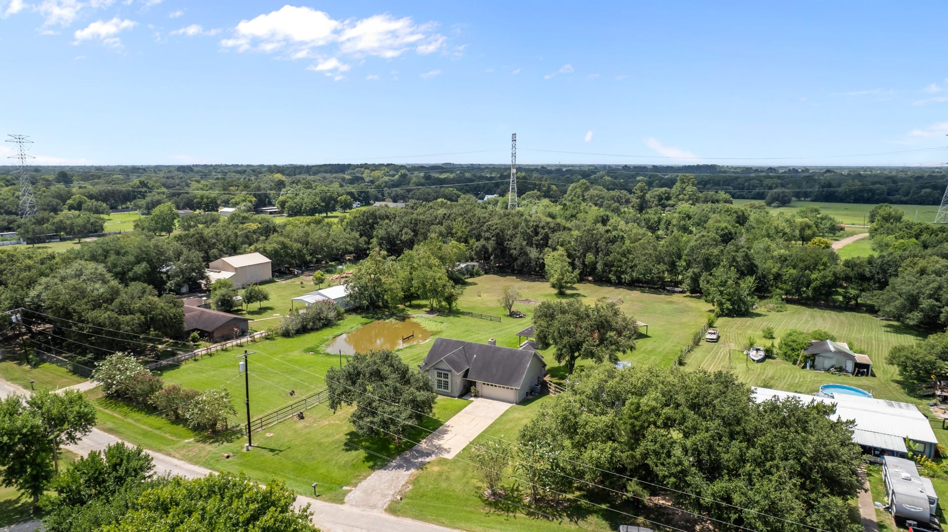 3855 County Road 960, Alvin, TX 77511 3855 County Road 960, Alvin, TX 77511