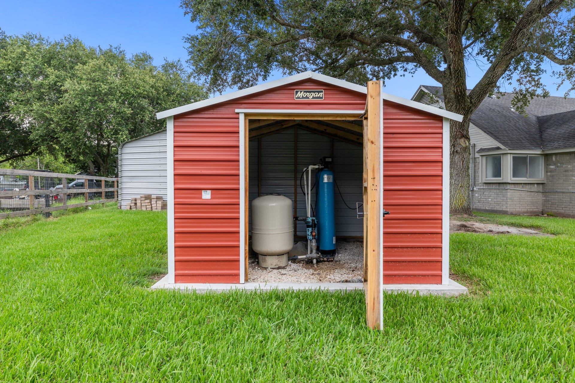 3855 County Road 960, Alvin, TX 77511 3855 County Road 960, Alvin, TX 77511