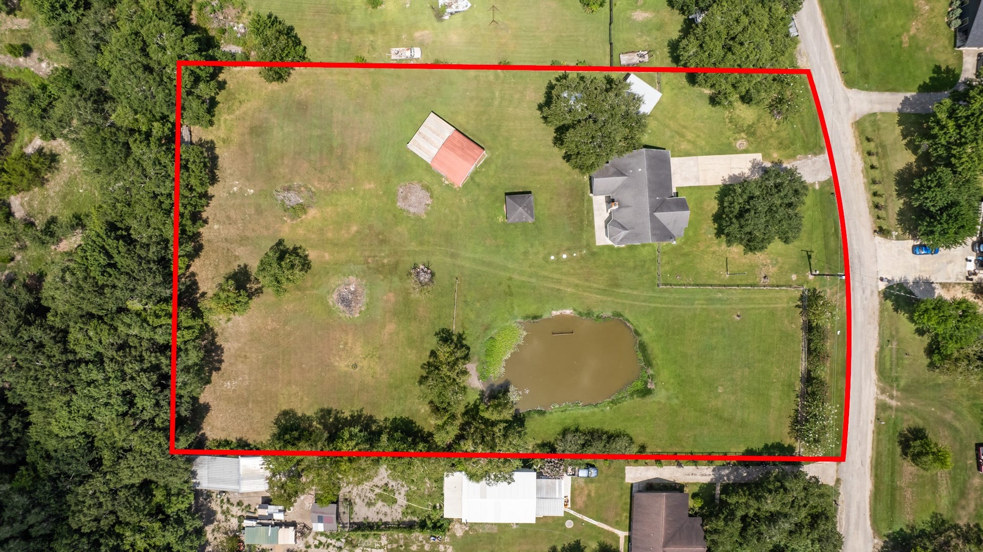 3855 County Road 960, Alvin, TX 77511 3855 County Road 960, Alvin, TX 77511