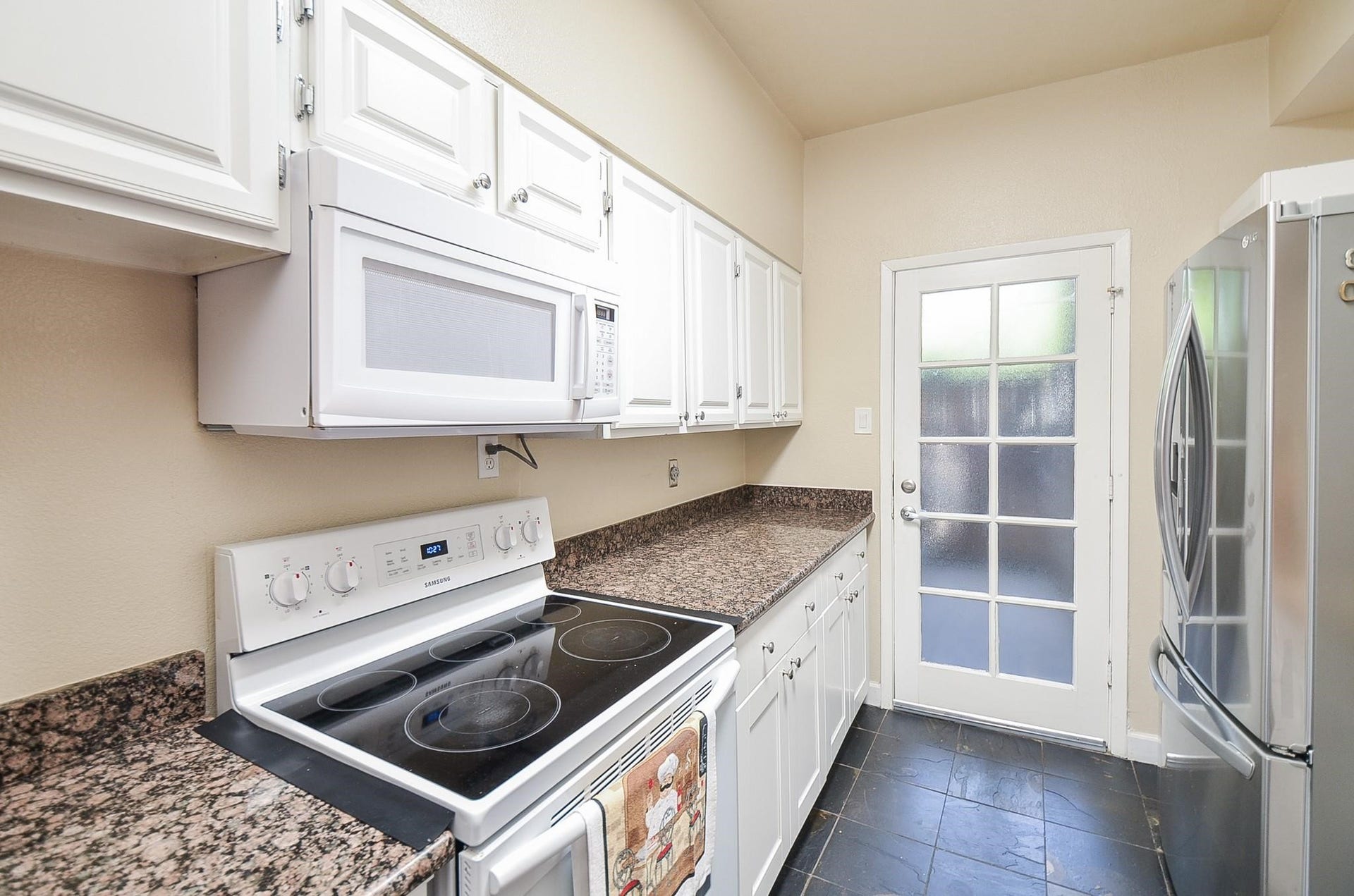 2001 Bering Drive, #3M, Houston, TX 77057