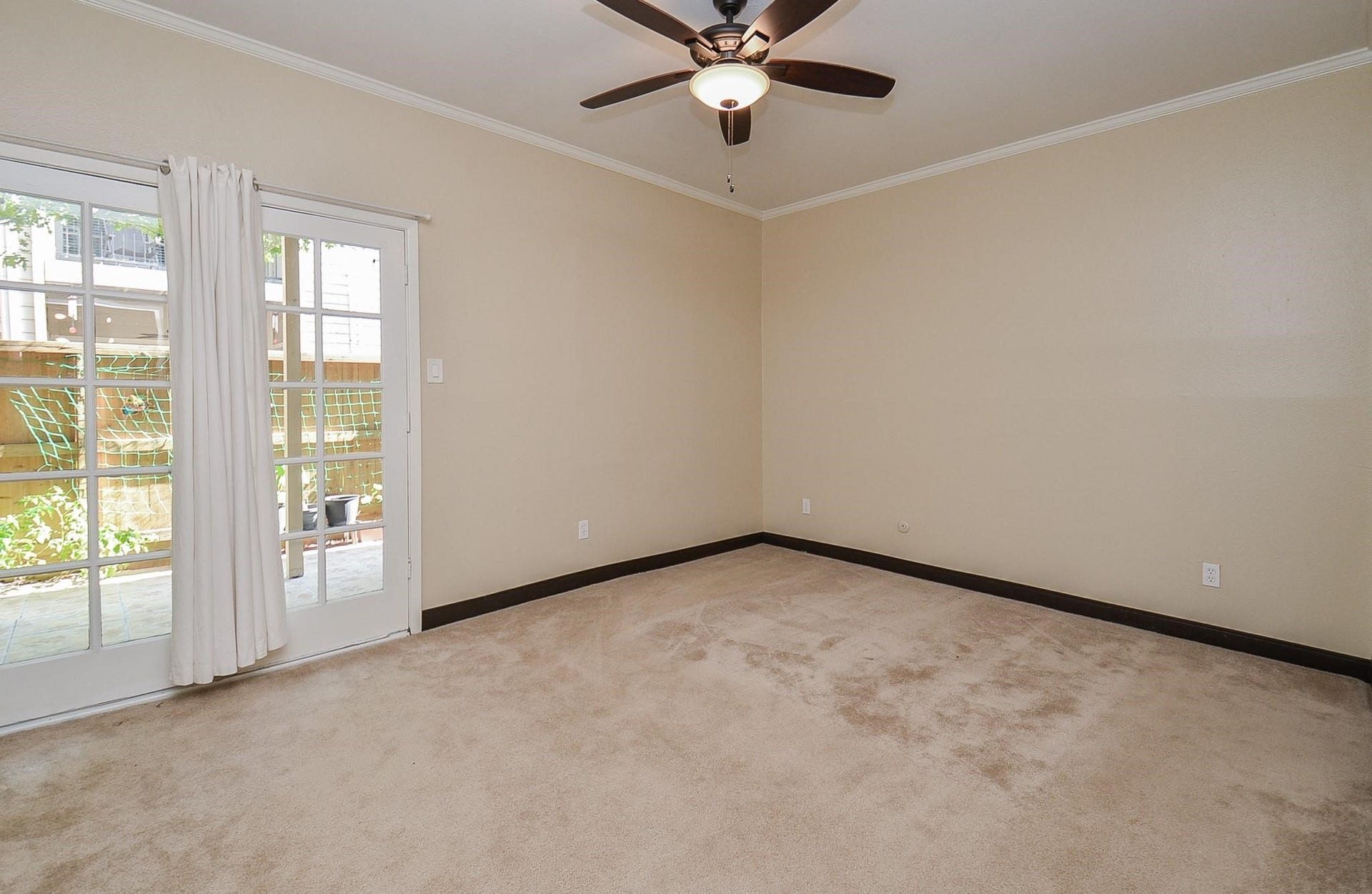 2001 Bering Drive, #3M, Houston, TX 77057