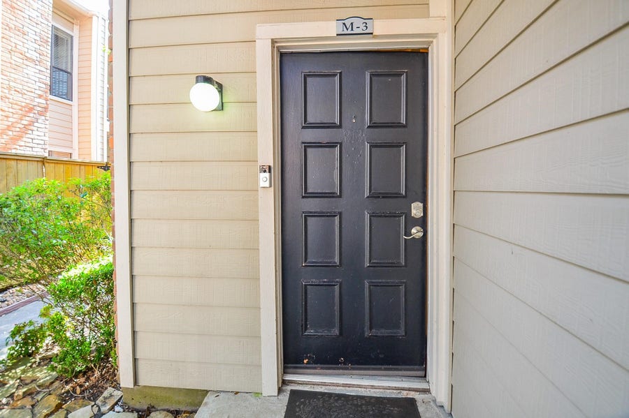 Property photo for 2001 Bering Drive, #3M, Houston, TX