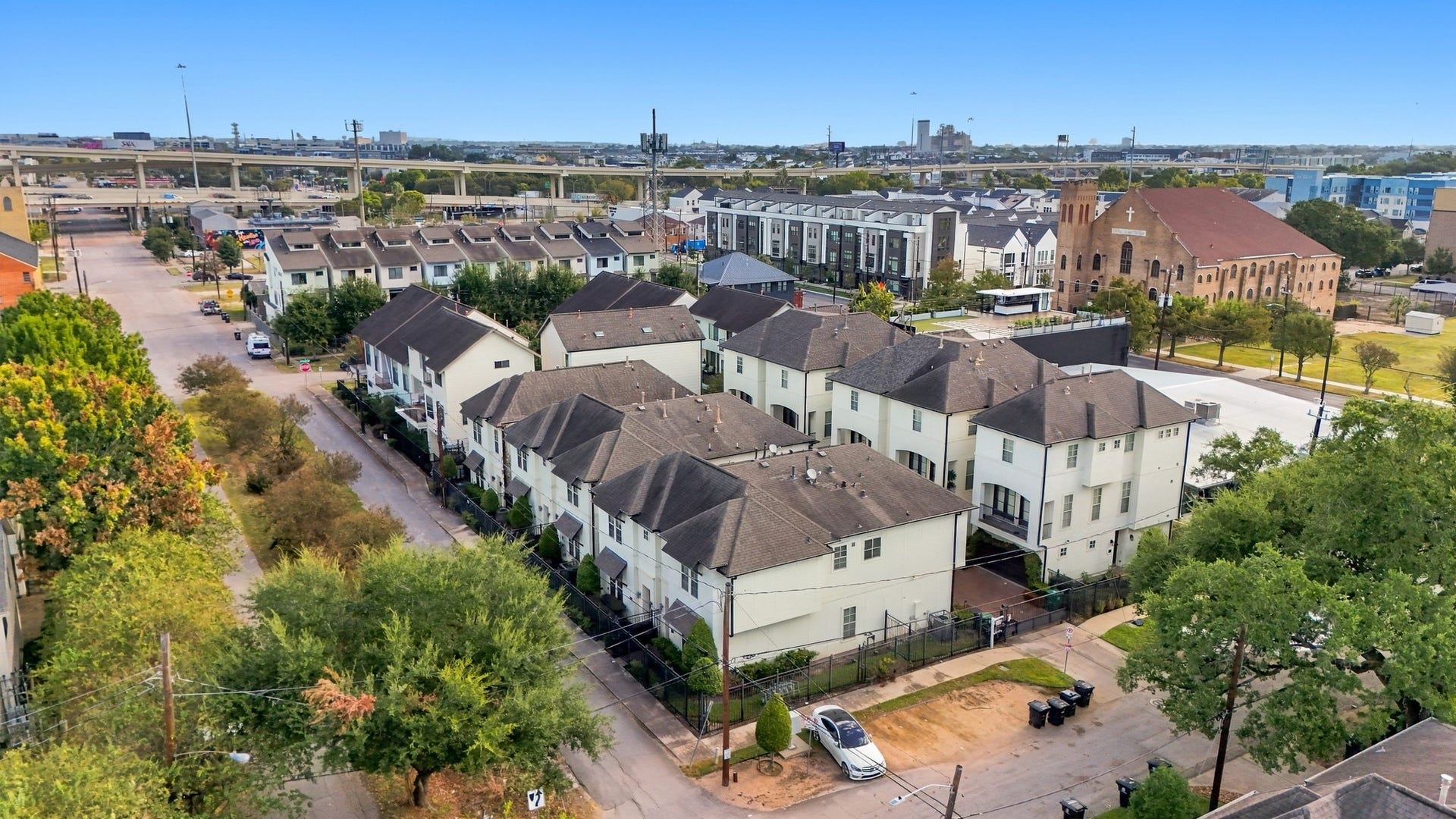 2217 Bastrop Street, Houston, TX 77003 Aerial view of townhome with highways in the back.