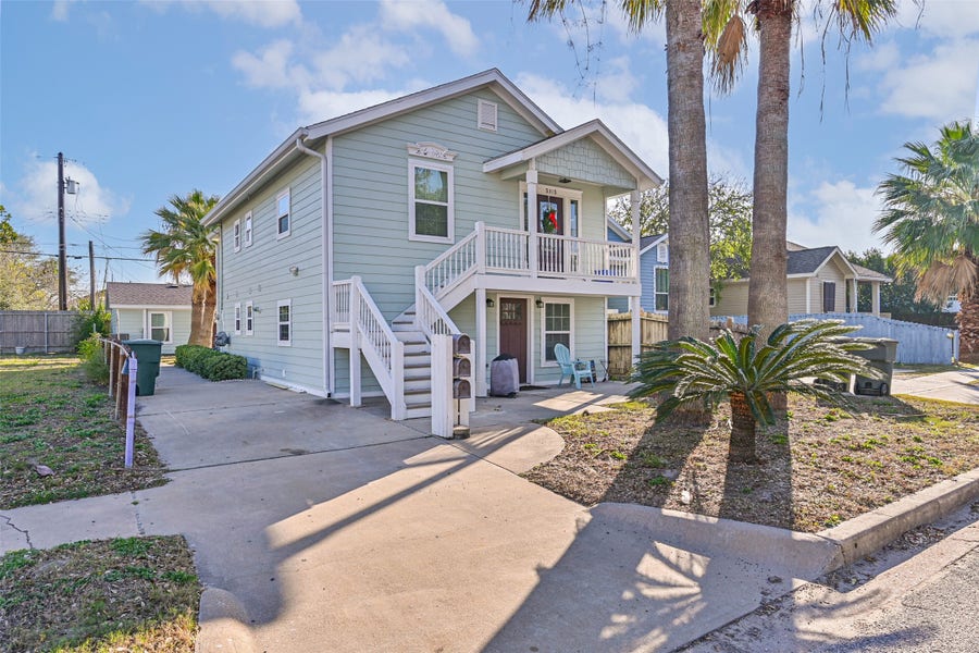 Property photo for 5315 Avenue R, Galveston, TX