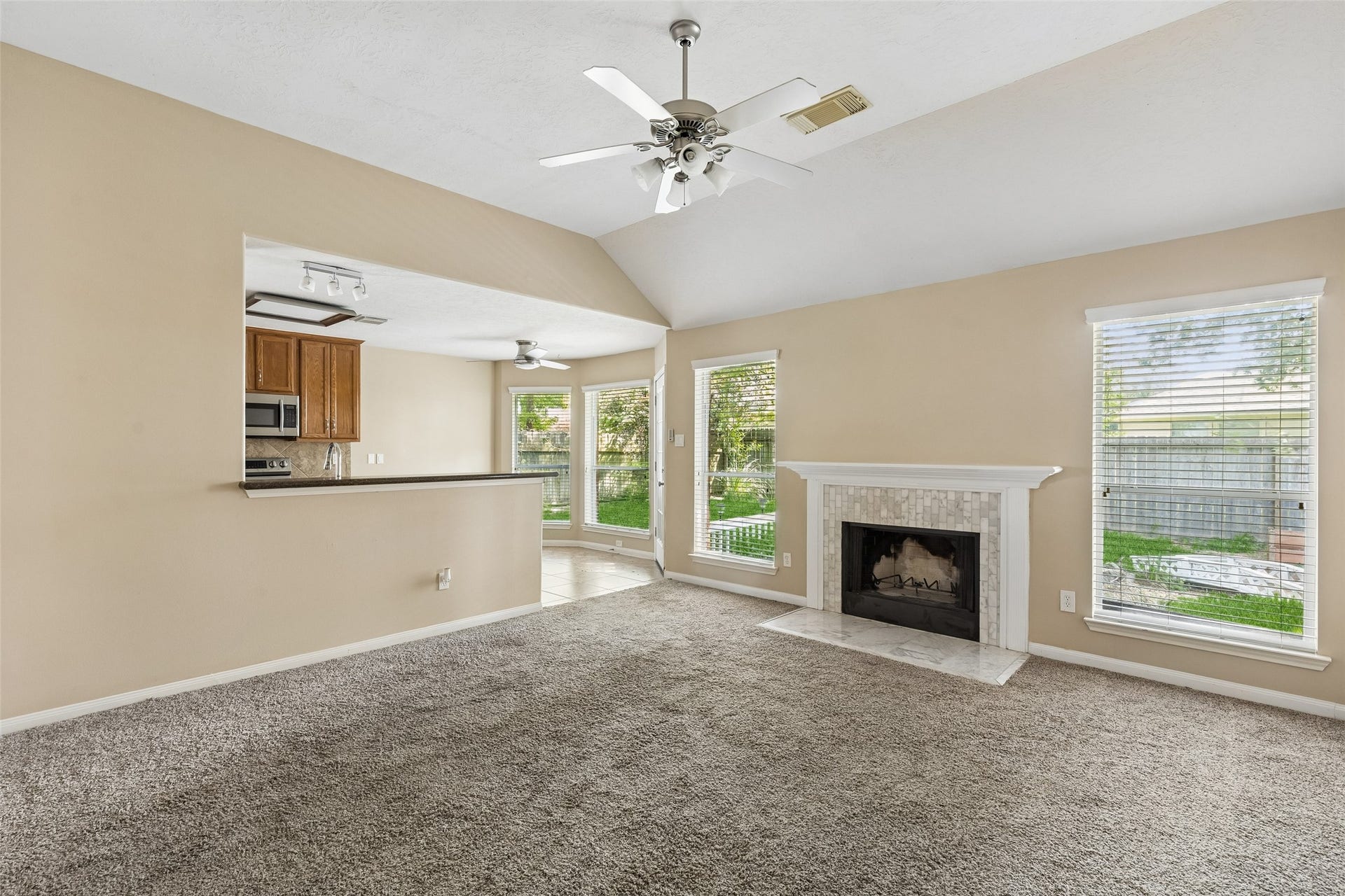 3414 Nottingham Lane, Montgomery, TX 77356
