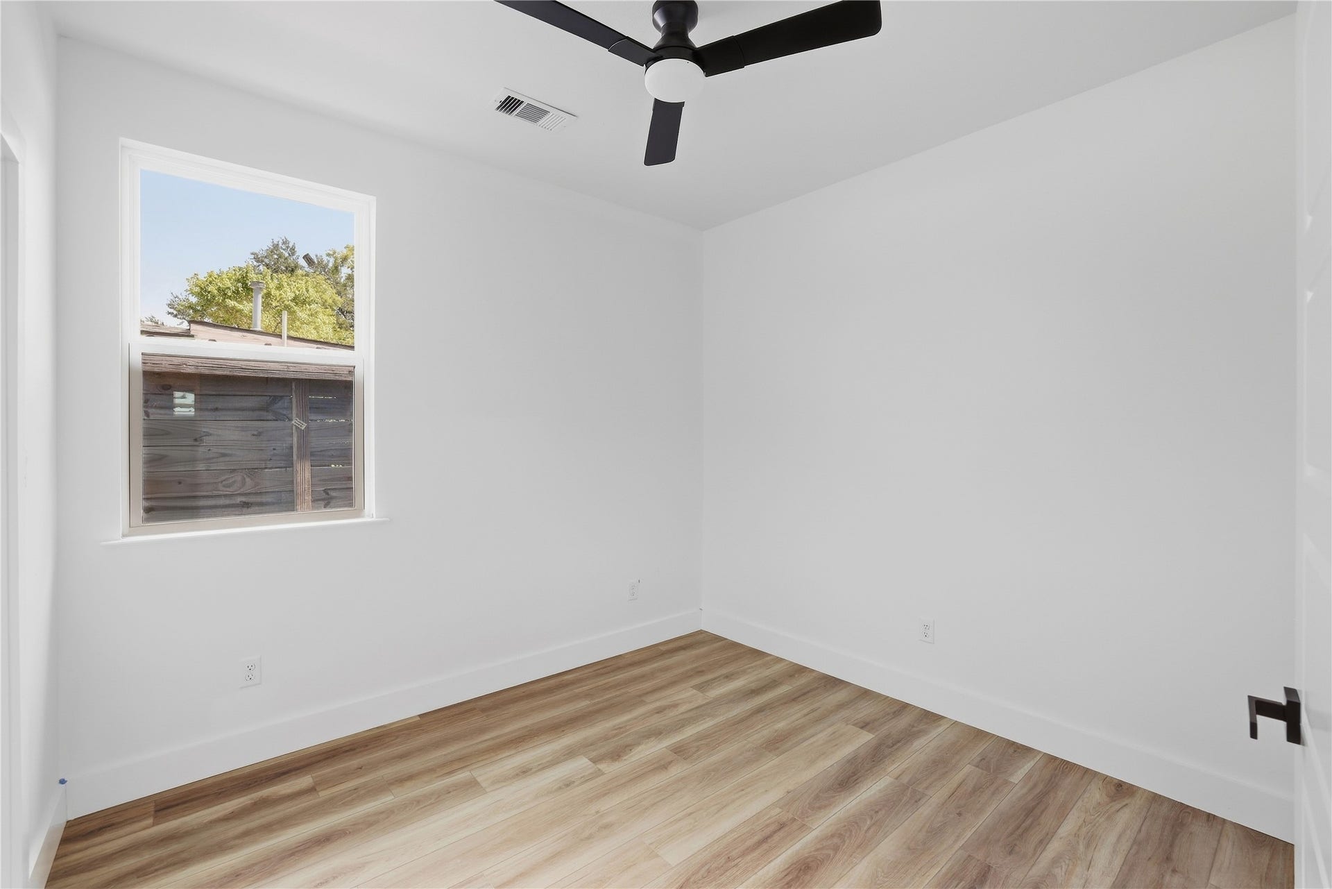 250 Georgia Street, #A, Houston, TX 77029 250 Georgia Street, #A, Houston, TX 77029