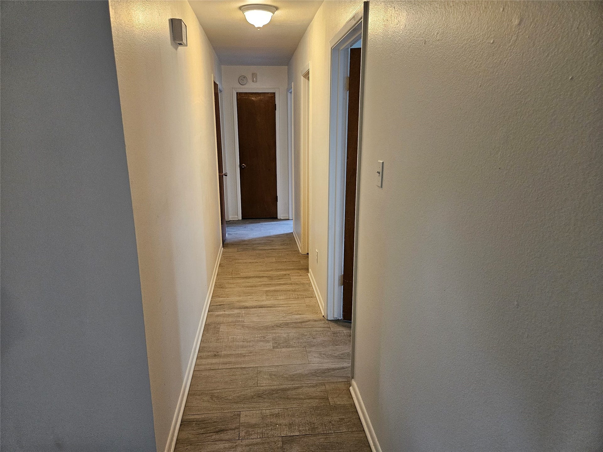 1335 Peach Spring Drive, Houston, TX 77088 Hallway