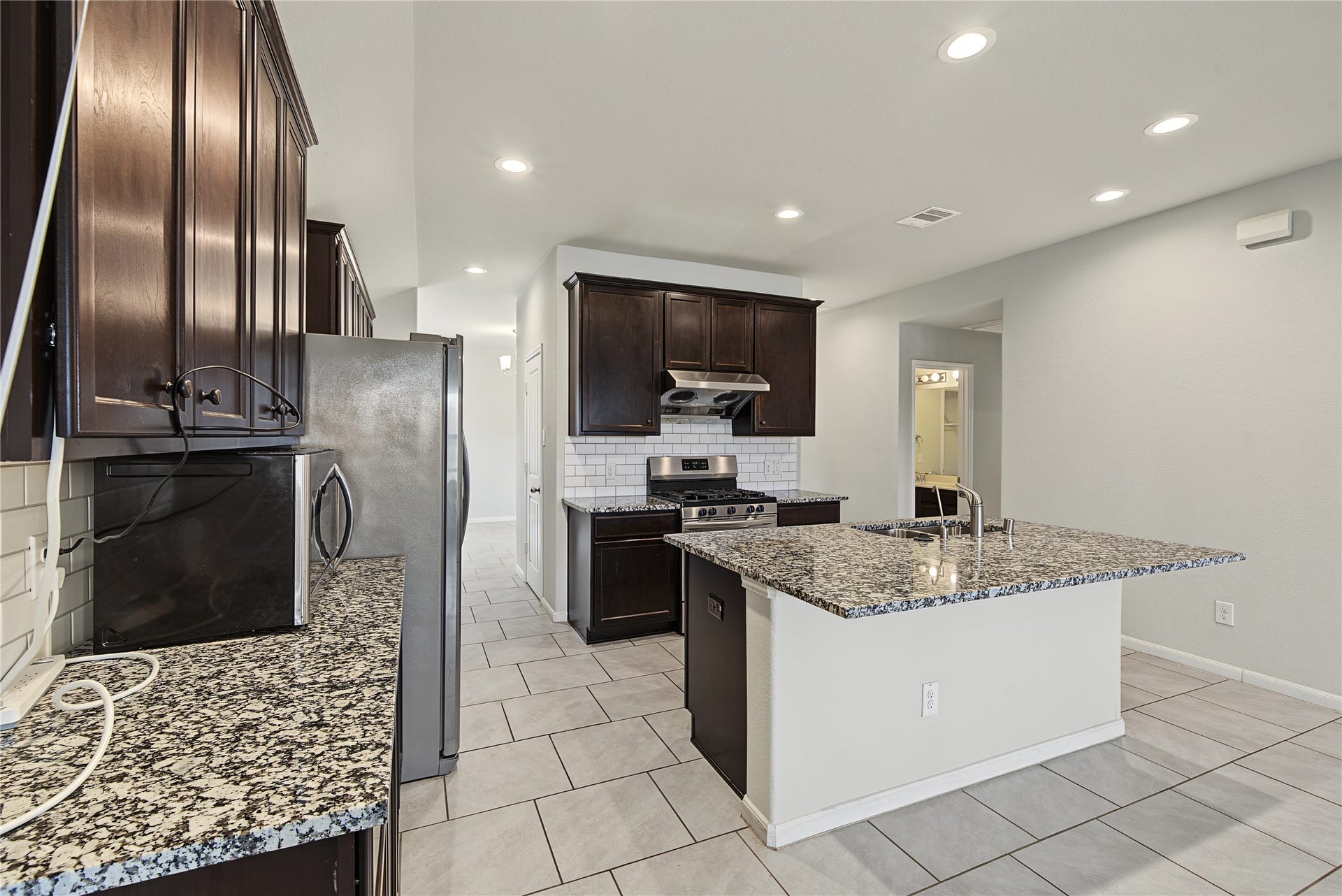8807 Jamison Drive, Rosenberg, TX 77469 8807 Jamison Drive, Rosenberg, TX 77469