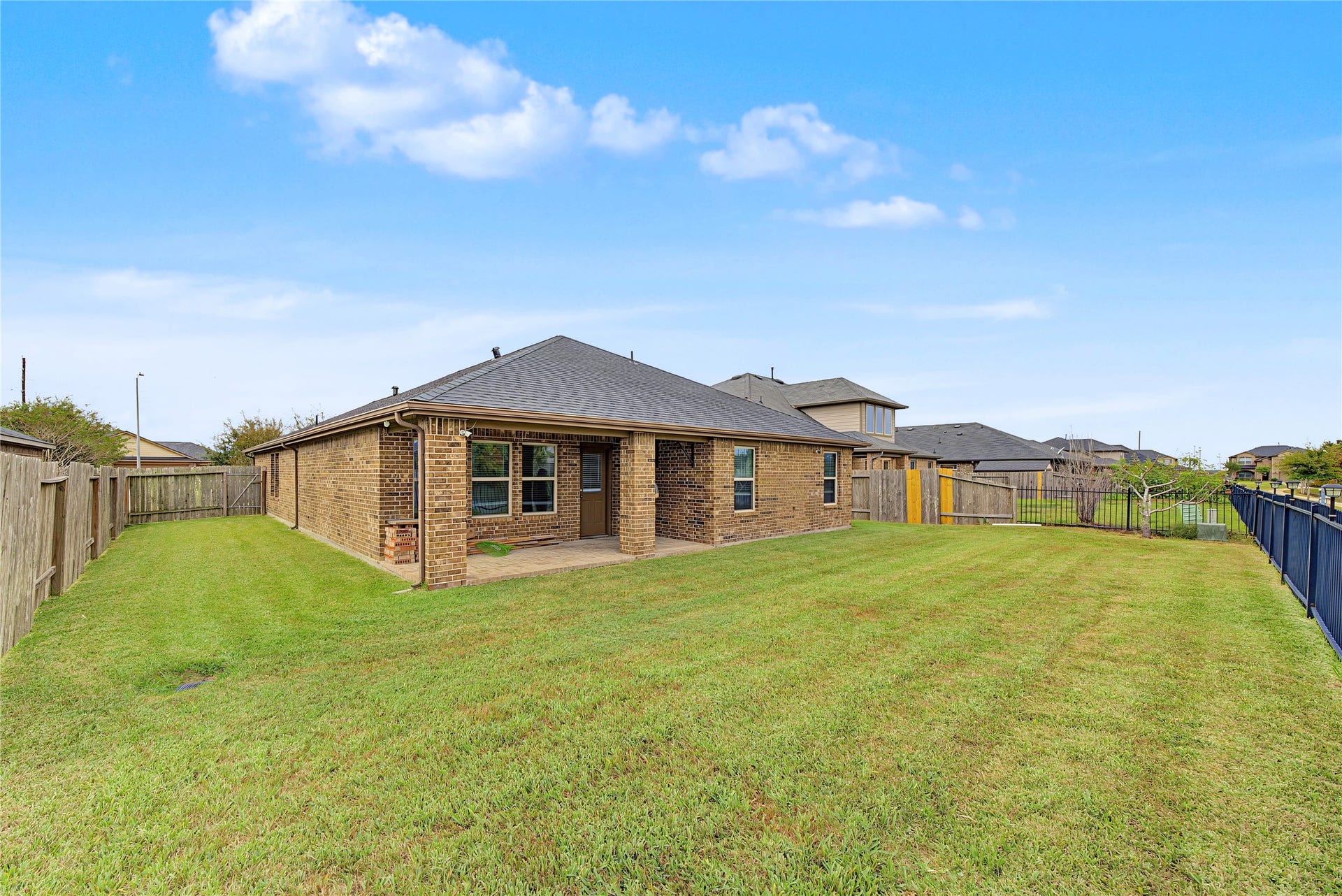 8807 Jamison Drive, Rosenberg, TX 77469 8807 Jamison Drive, Rosenberg, TX 77469
