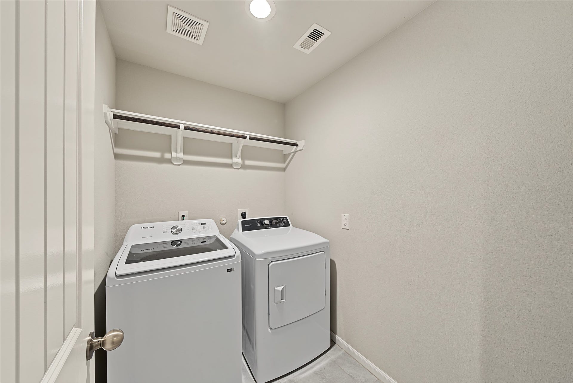 8807 Jamison Drive, Rosenberg, TX 77469 8807 Jamison Drive, Rosenberg, TX 77469