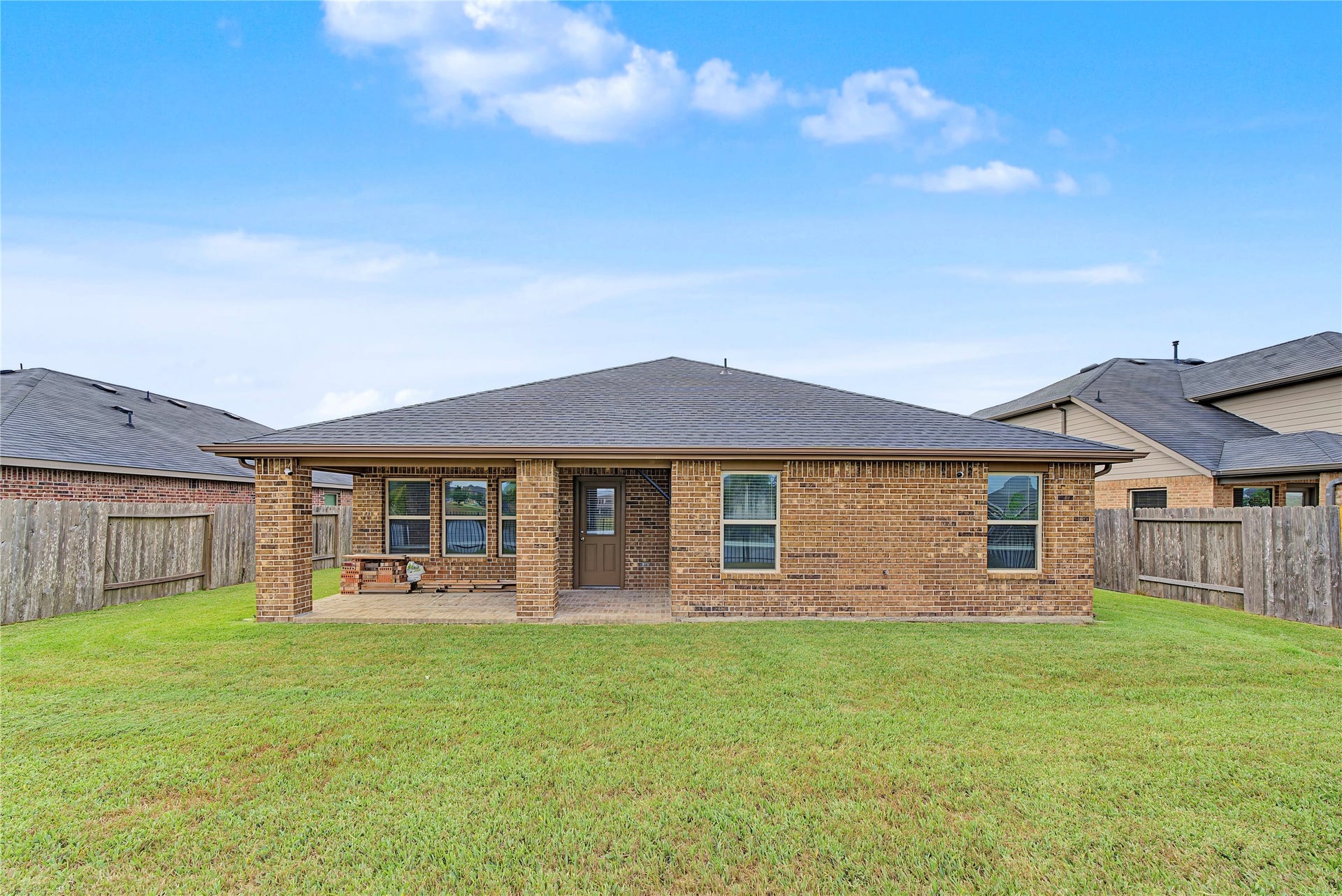 8807 Jamison Drive, Rosenberg, TX 77469 8807 Jamison Drive, Rosenberg, TX 77469