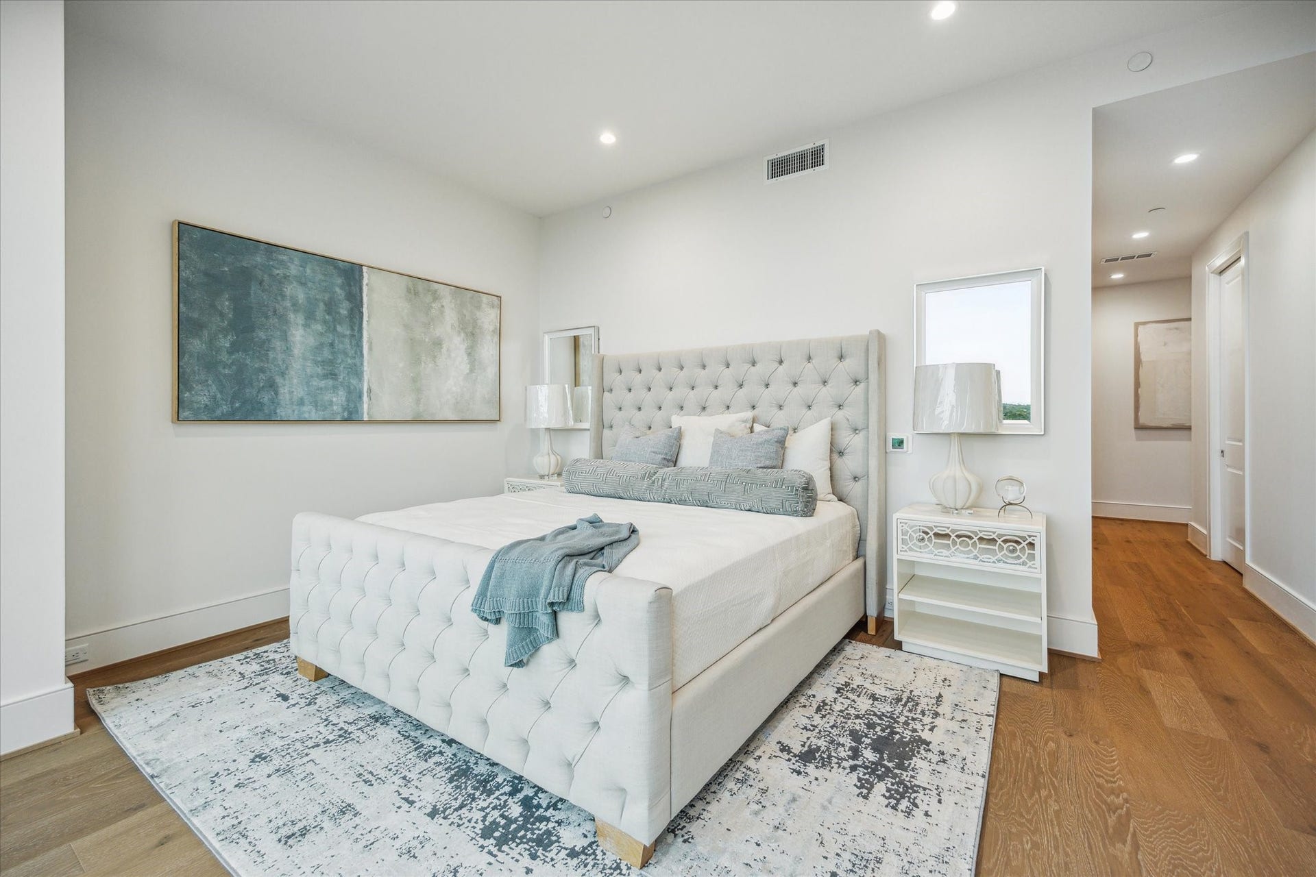 5656 San Felipe Street, #606, Houston, TX 77056 Spacious primary bedroom. Photos are of a similar unit with the same floor plan