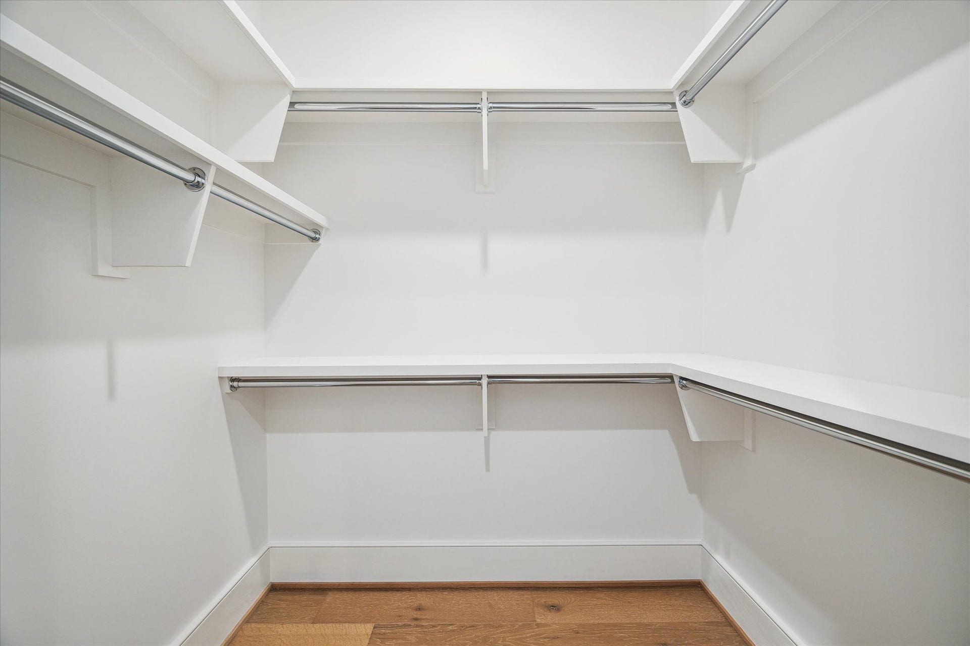 5656 San Felipe Street, #606, Houston, TX 77056 One of the two large walk-in primary closet. Photos are of a similar unit with the same floor plan