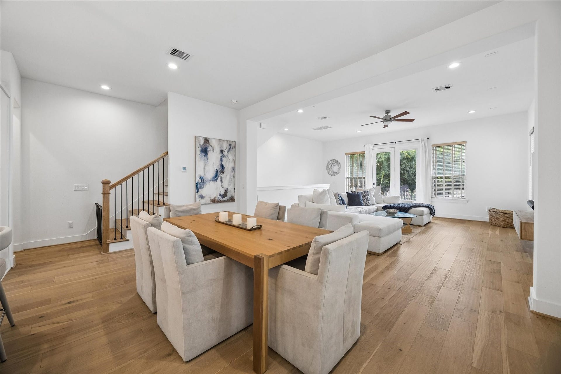 956 Dunleigh Meadows Lane, Houston, TX 77055 956 Dunleigh Meadows Lane, Houston, TX 77055