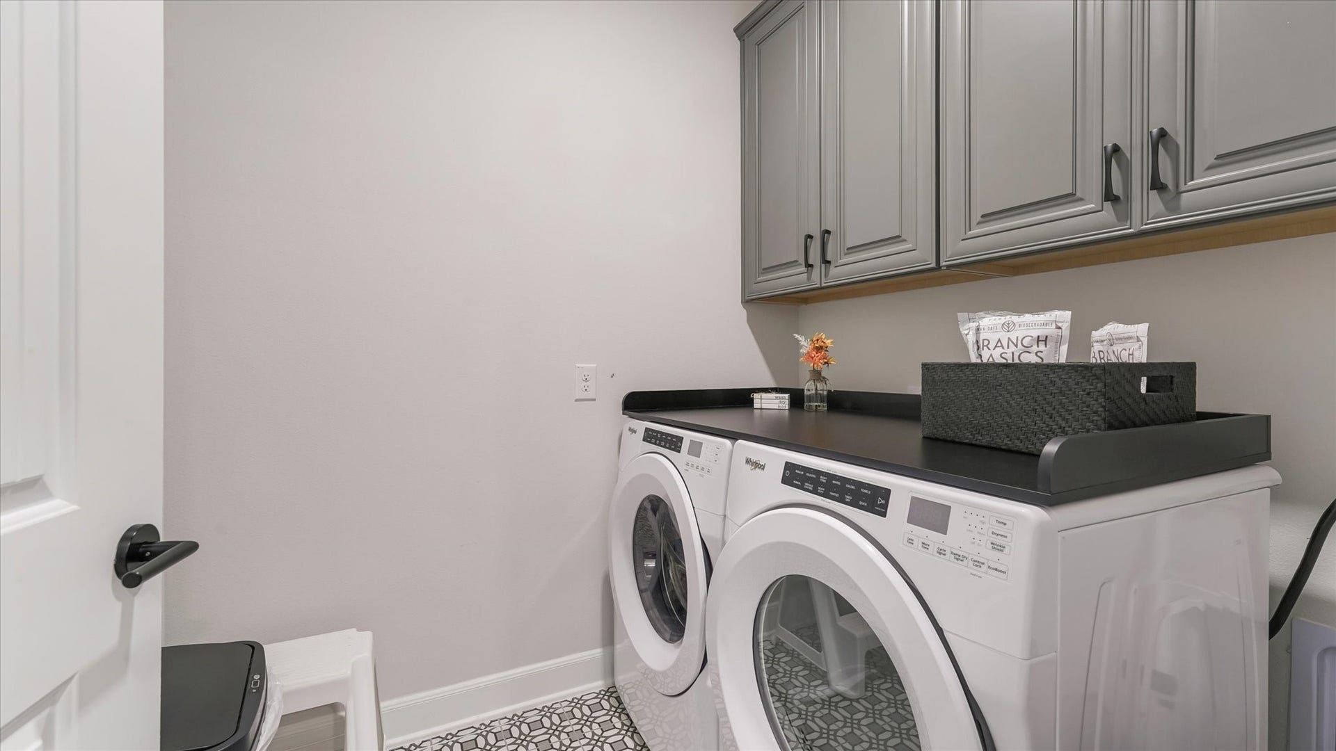 6804 Westview Drive, #3305, Houston, TX 77055 6804 Westview Drive, #3305, Houston, TX 77055