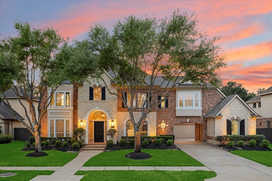 Property photo for 6211 Alameda Point Lane, Houston, TX