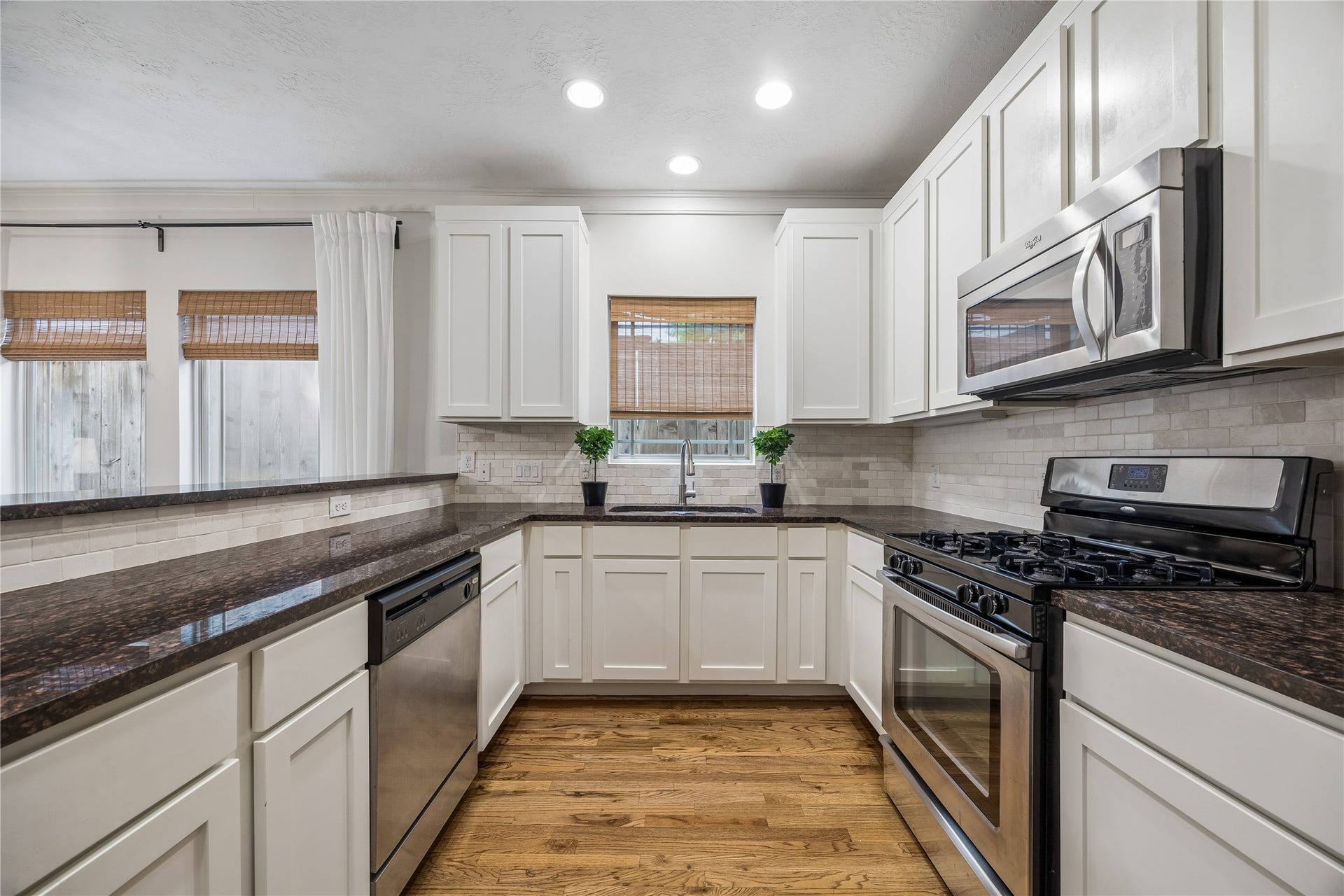 5924 Petty Street, #3C, Houston, TX 77007