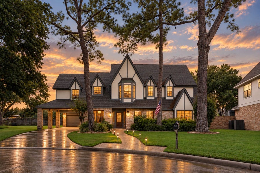 Property photo for 7307 Maidstone Lane, Houston, TX