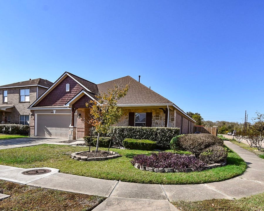 Property photo for 8502 Parapet Place, Rosharon, TX