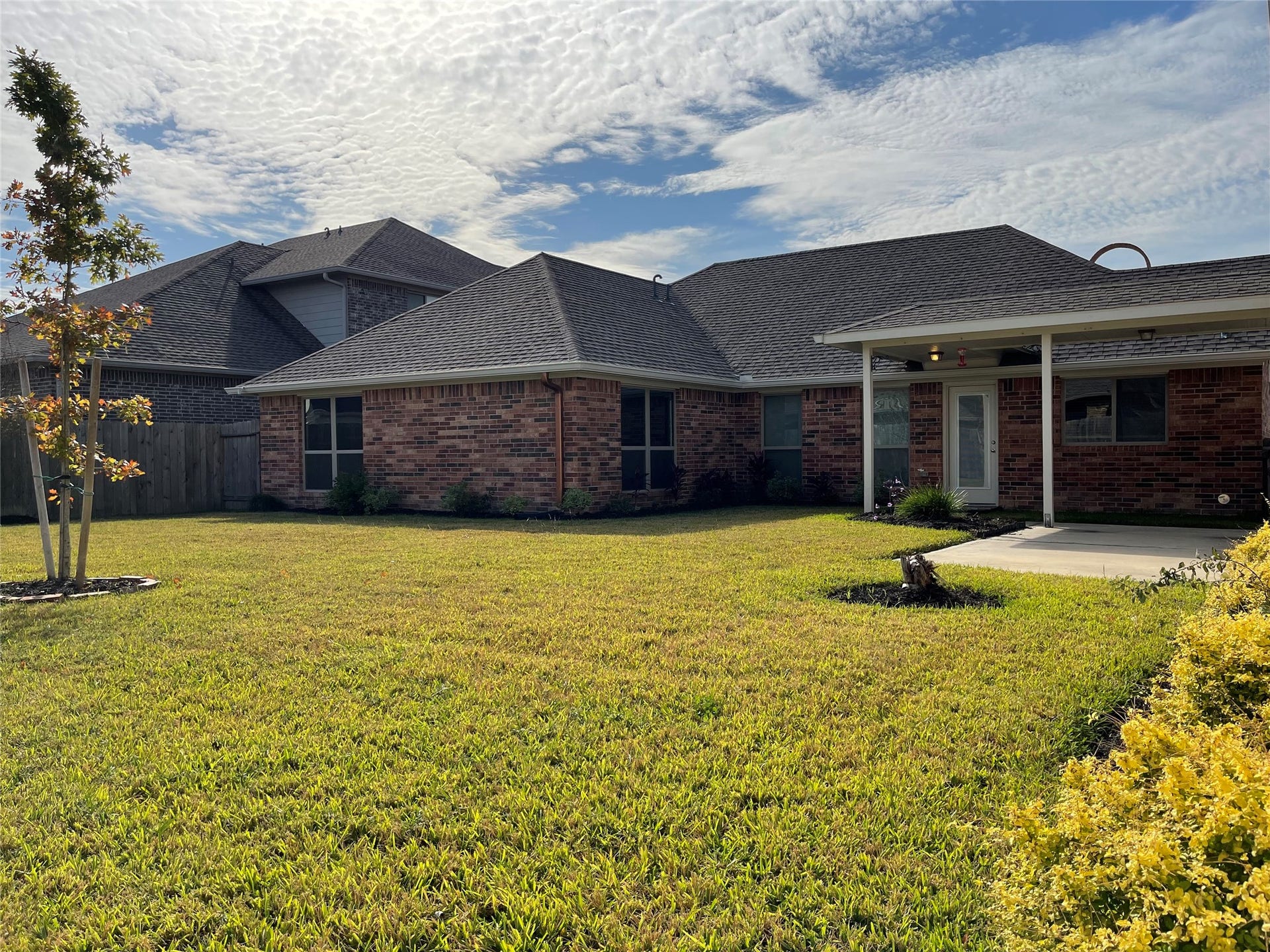 6535 Bastrop Trail, Manvel, TX 77578 Beautiful spacious back yard