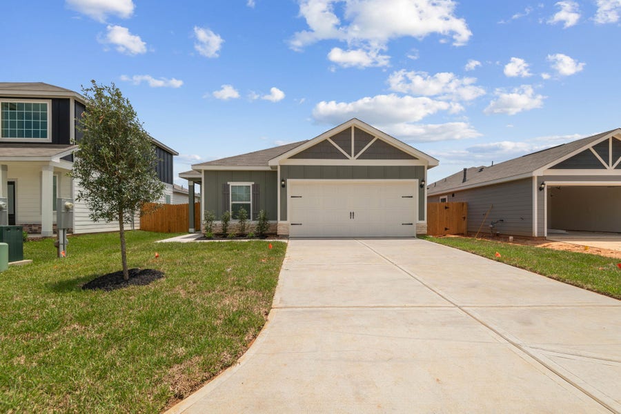Property photo for 15519 Caramel Springs Drive, Conroe, TX