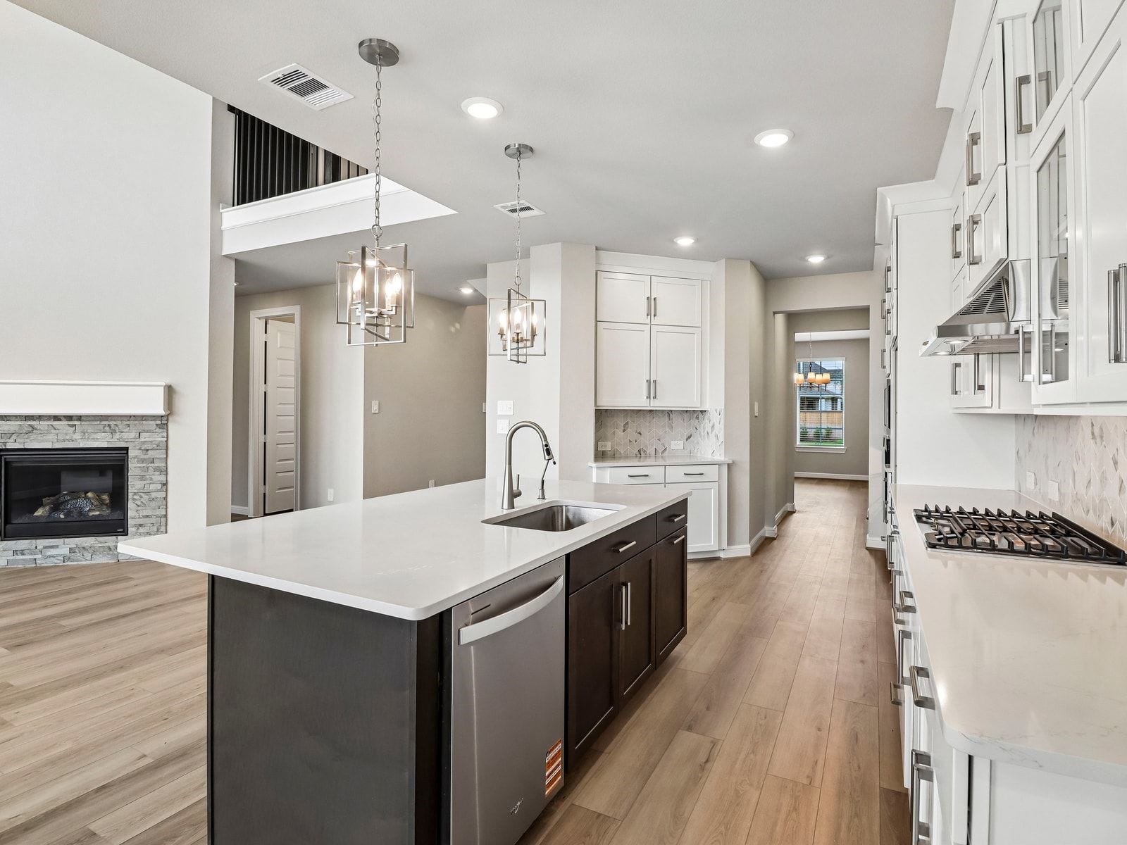 17763 Mill Manor Drive, Montgomery, TX 77316