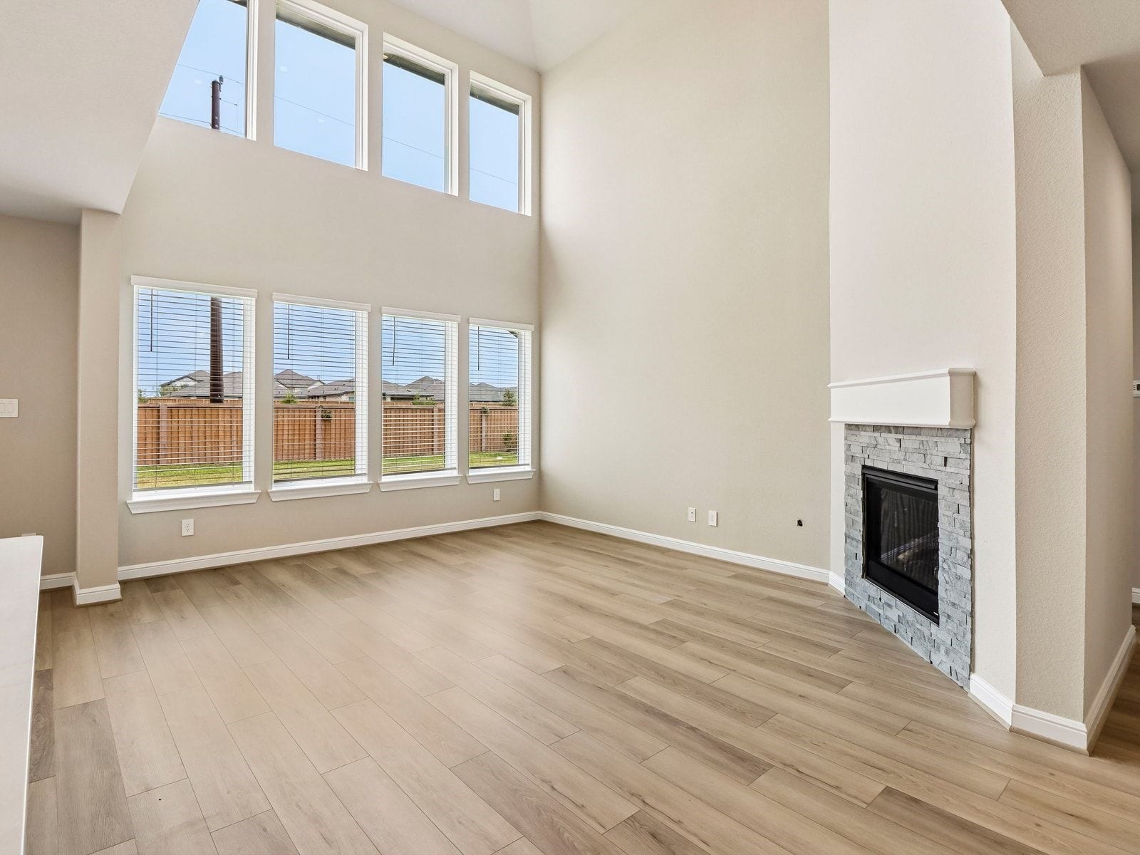 17763 Mill Manor Drive, Montgomery, TX 77316