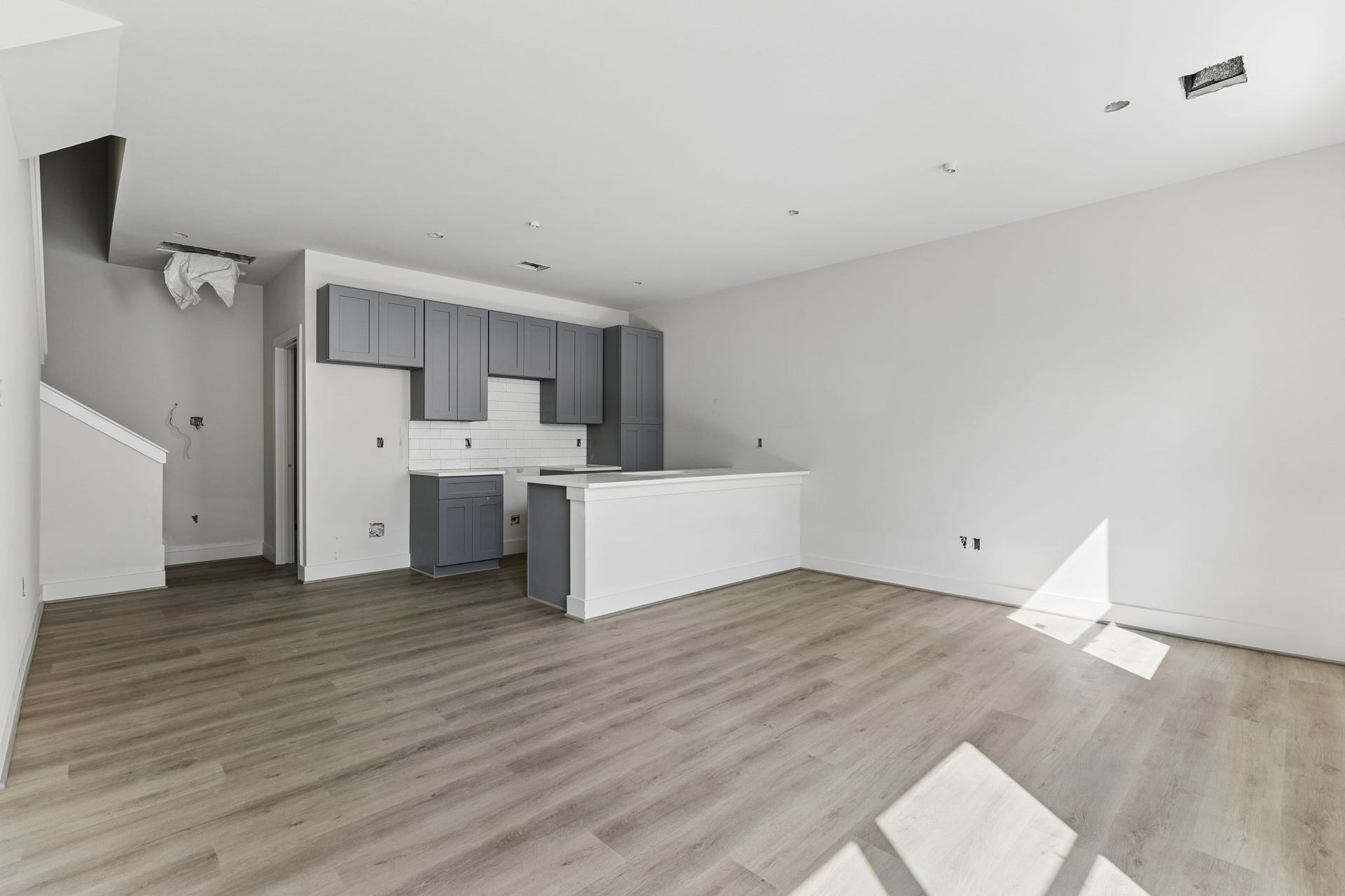 2023 Oak Forest Drive, #A-B, Houston, TX 77018 2023 Oak Forest Drive, #A-B, Houston, TX 77018