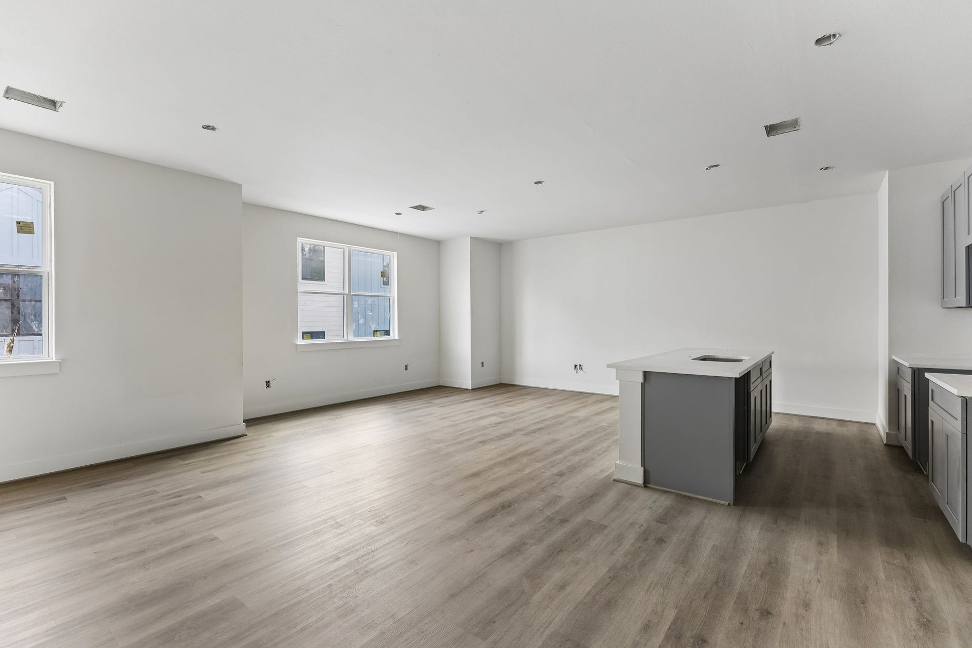 2023 Oak Forest Drive, #A-B, Houston, TX 77018 2023 Oak Forest Drive, #A-B, Houston, TX 77018