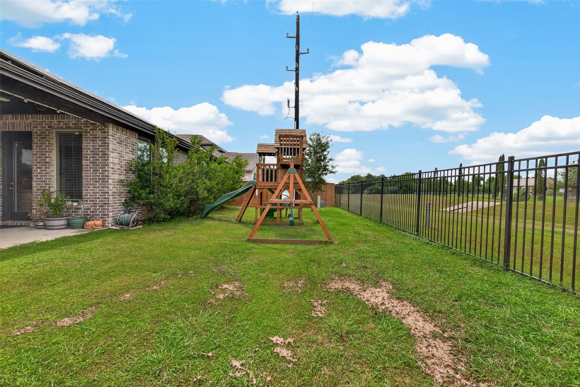 12719 Noble Fields Way, Cypress, TX 77433