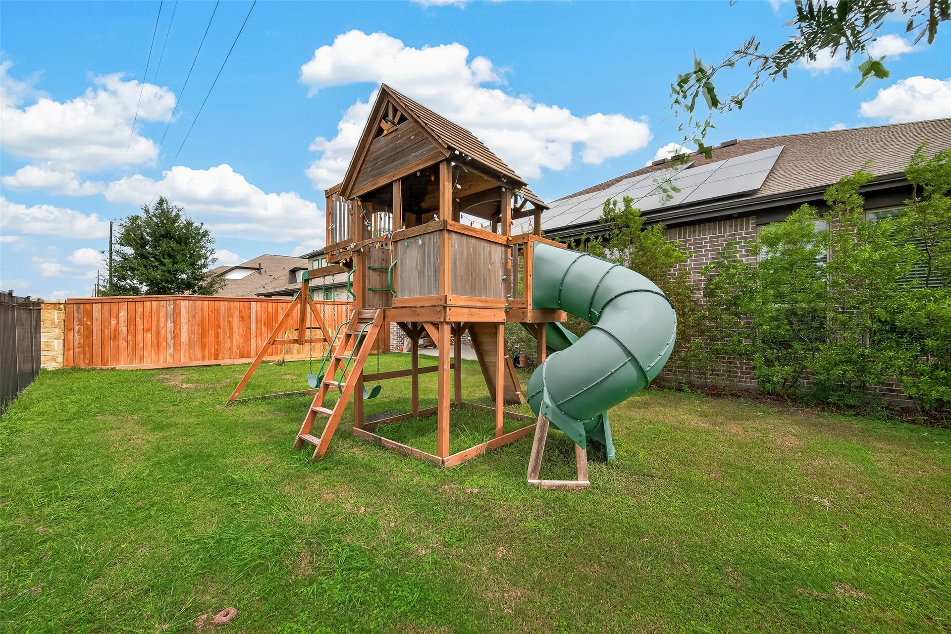 12719 Noble Fields Way, Cypress, TX 77433