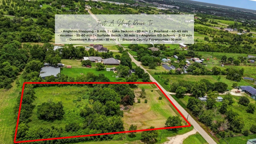 Property photo for 2478 Brias Road, Angleton, TX