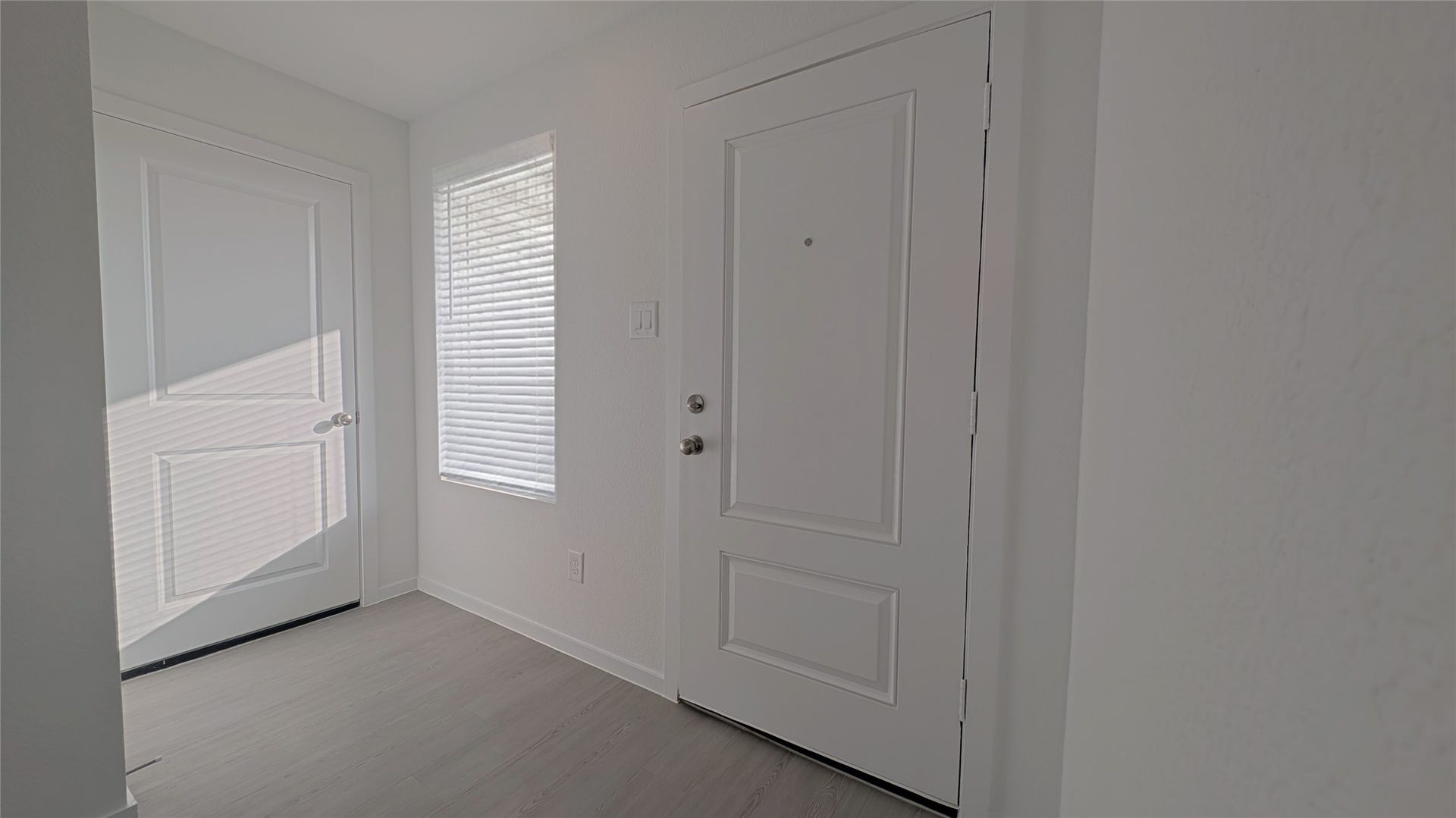 21510 Colonial Meadow Creek Trail, Waller, TX 77484 Foyer