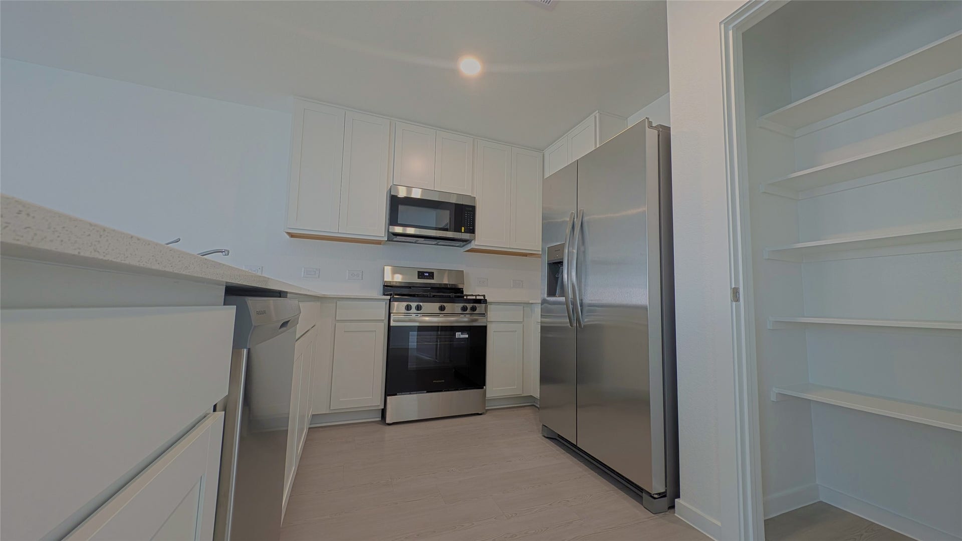 21510 Colonial Meadow Creek Trail, Waller, TX 77484 Stainless steel kitchen appliances and pantry