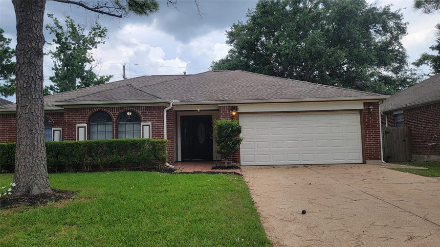 Property photo for 3335 Lakeland Gardens Drive, Katy, TX